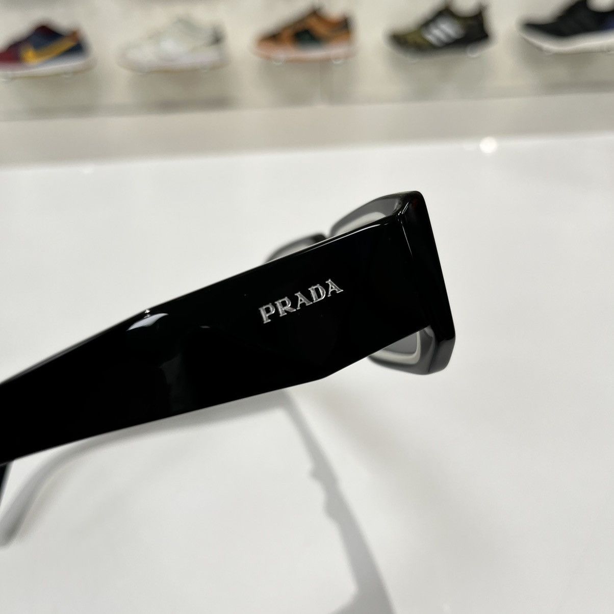Prada Prada Sunglasses Black Size ONE SIZE - 6 Thumbnail