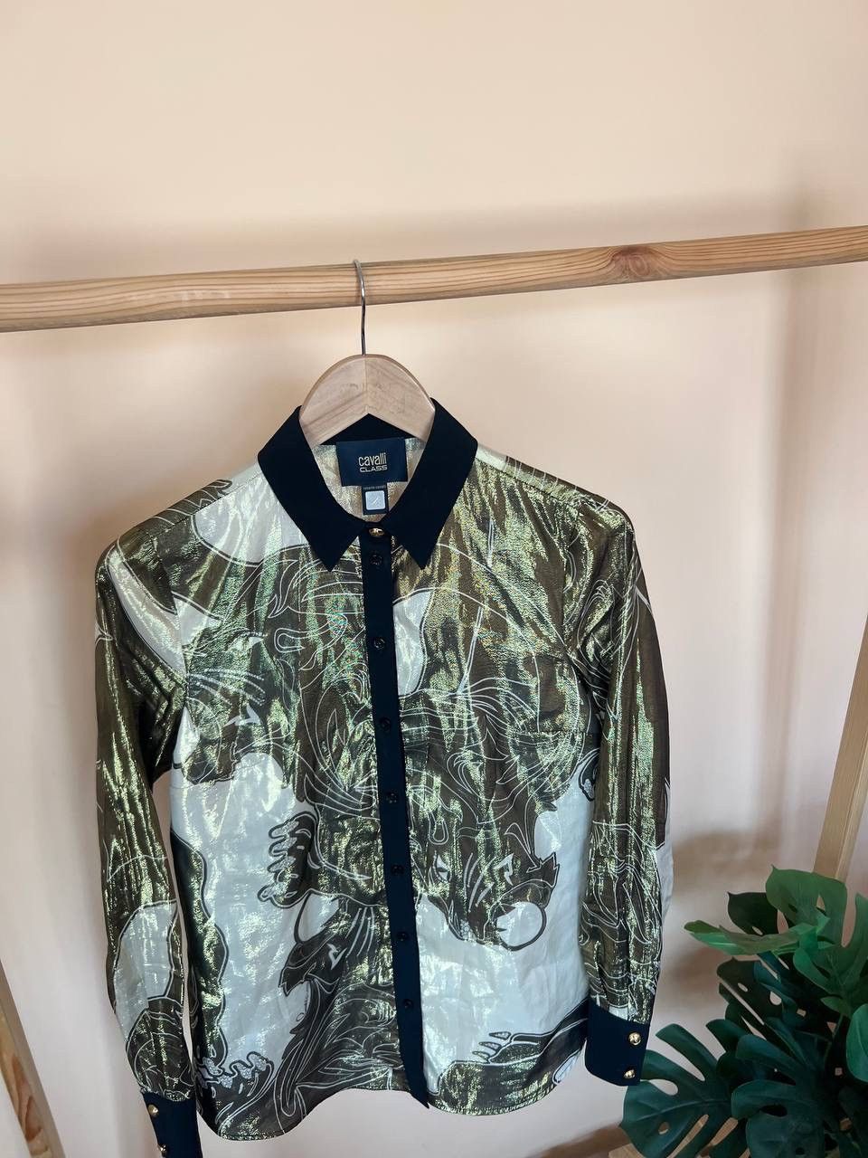 Just Cavalli × Roberto Cavalli Cavalli Class Silk Gold Lion printed shirt Size XS / US 0-2 / IT 36-38 - 17 Thumbnail