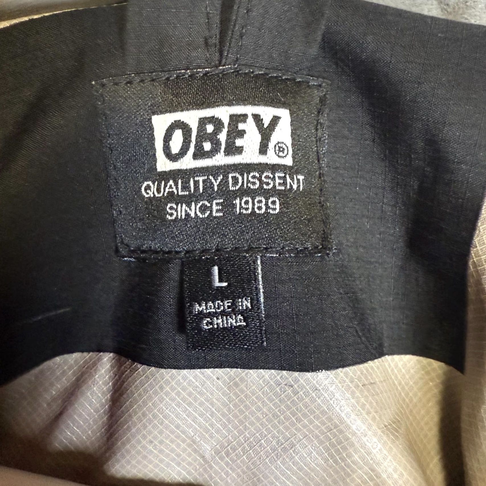 Obey VINTAGE Obey Clothing Jacket Mens L Black Nylon Hooded Track Windbreaker Coat Size US L / EU 52-54 / 3 - 3 Thumbnail
