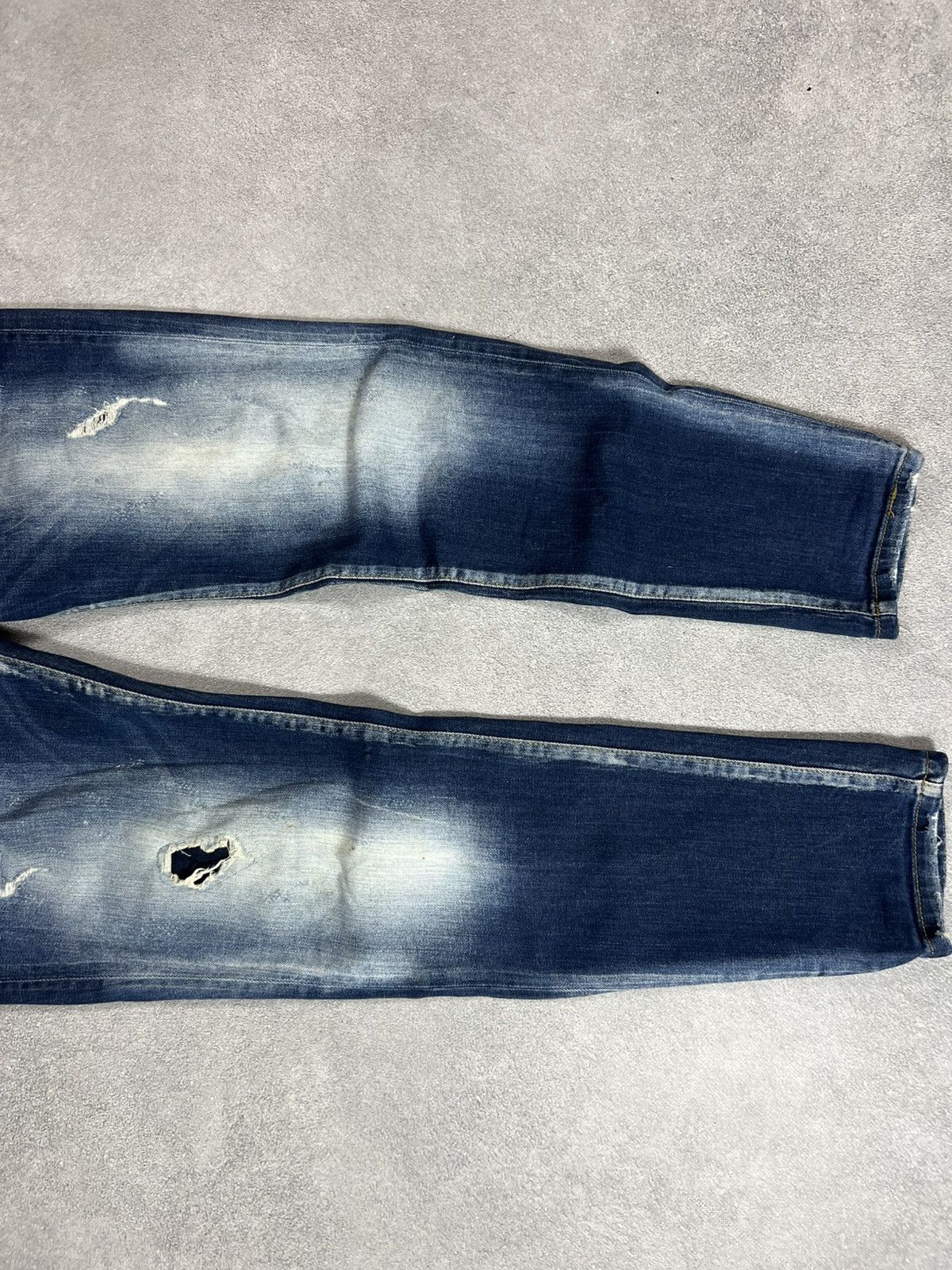Dsquared2 Luxury Drip Dsquared2 Jeans pants distressed hype y2k opium Size US 31 - 5 Thumbnail