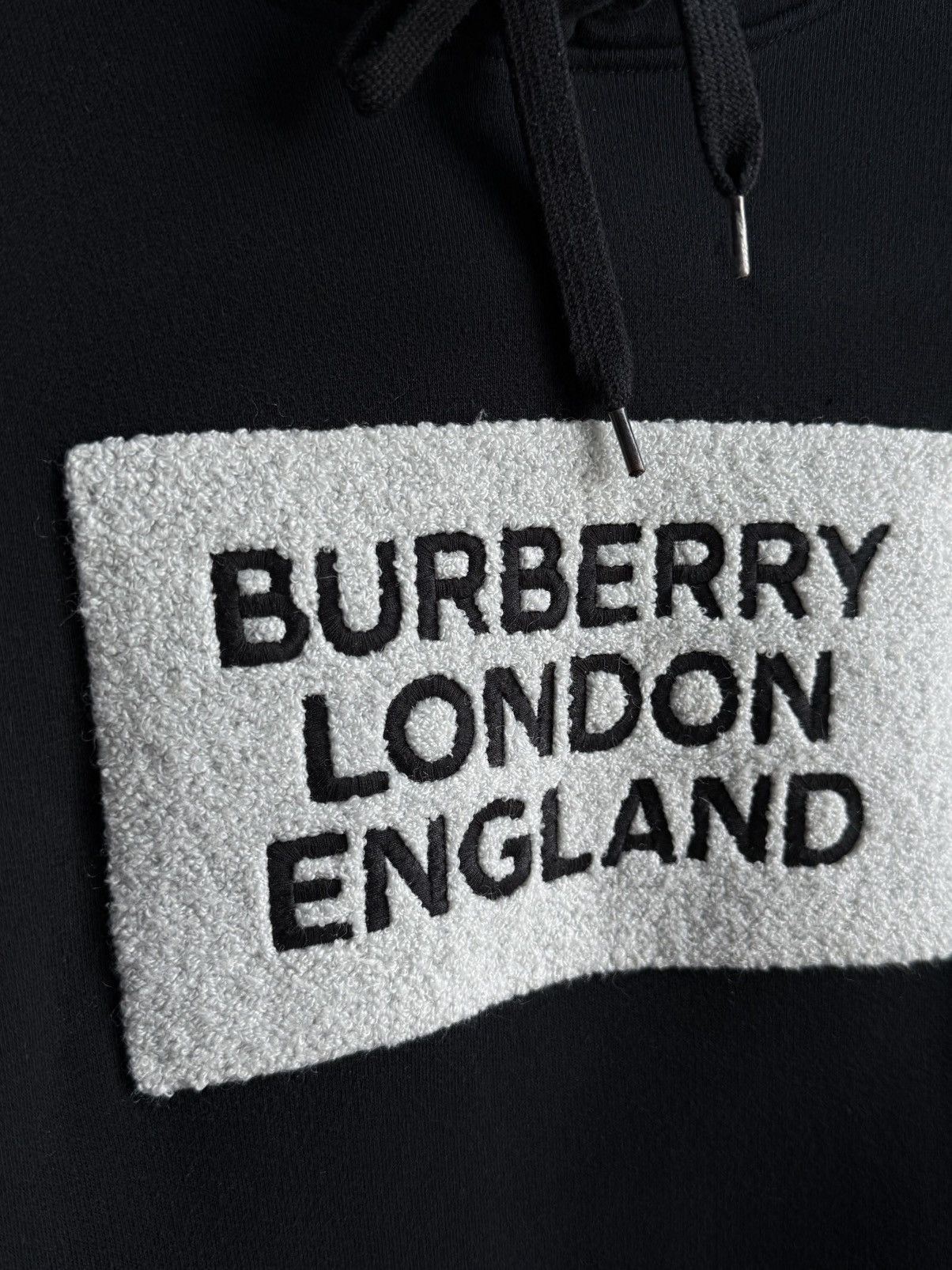 Burberry Burberry London England Black Box Logo Hoodie Size M Cotton Size US M / EU 48-50 / 2 - 7 Thumbnail