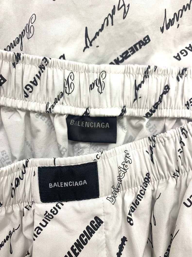 Balenciaga Balenciaga size 48 Black and White Letter Printed Logo Lon Size US 32 / EU 48 - 4 Thumbnail