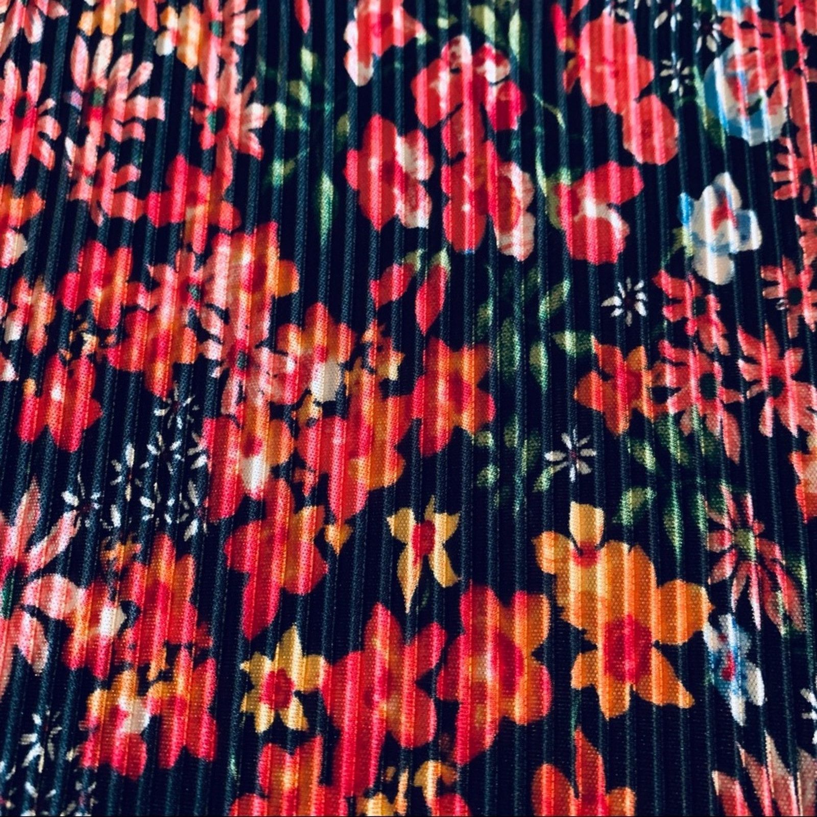 Zara Zara Micro Pleated Floral Detail Puff Sleeve Ruffled Dress Size M / US 6-8 / IT 42-44 - 7 Thumbnail