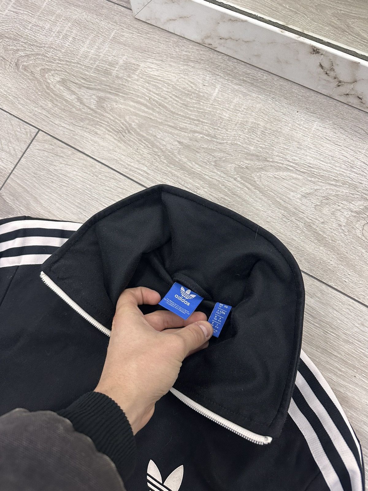 Adidas Adidas Black Stripped Track Jacket Zip Up Size L / US 10 / IT 46 - 4 Thumbnail