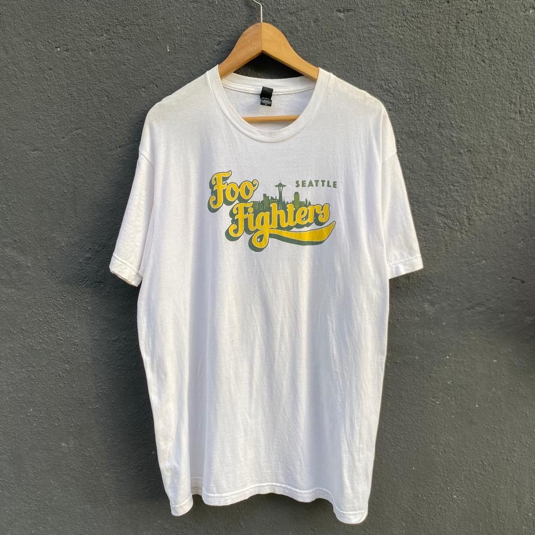 Band Tees Vintage Foo Fighters Band Tee Size US XL / EU 56 / 4 - 1 Thumbnail