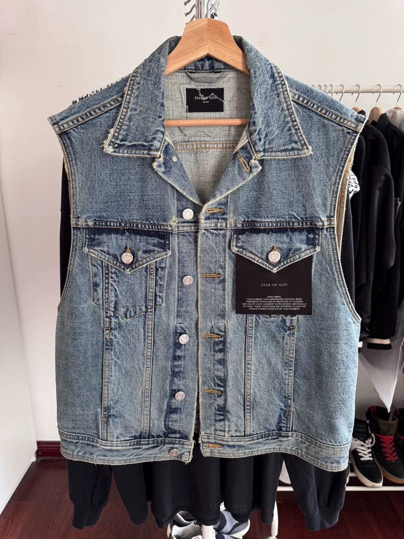 Fear of God Fear of God Five seasons of denim vests Size US L / EU 52-54 / 3 - 1 Thumbnail