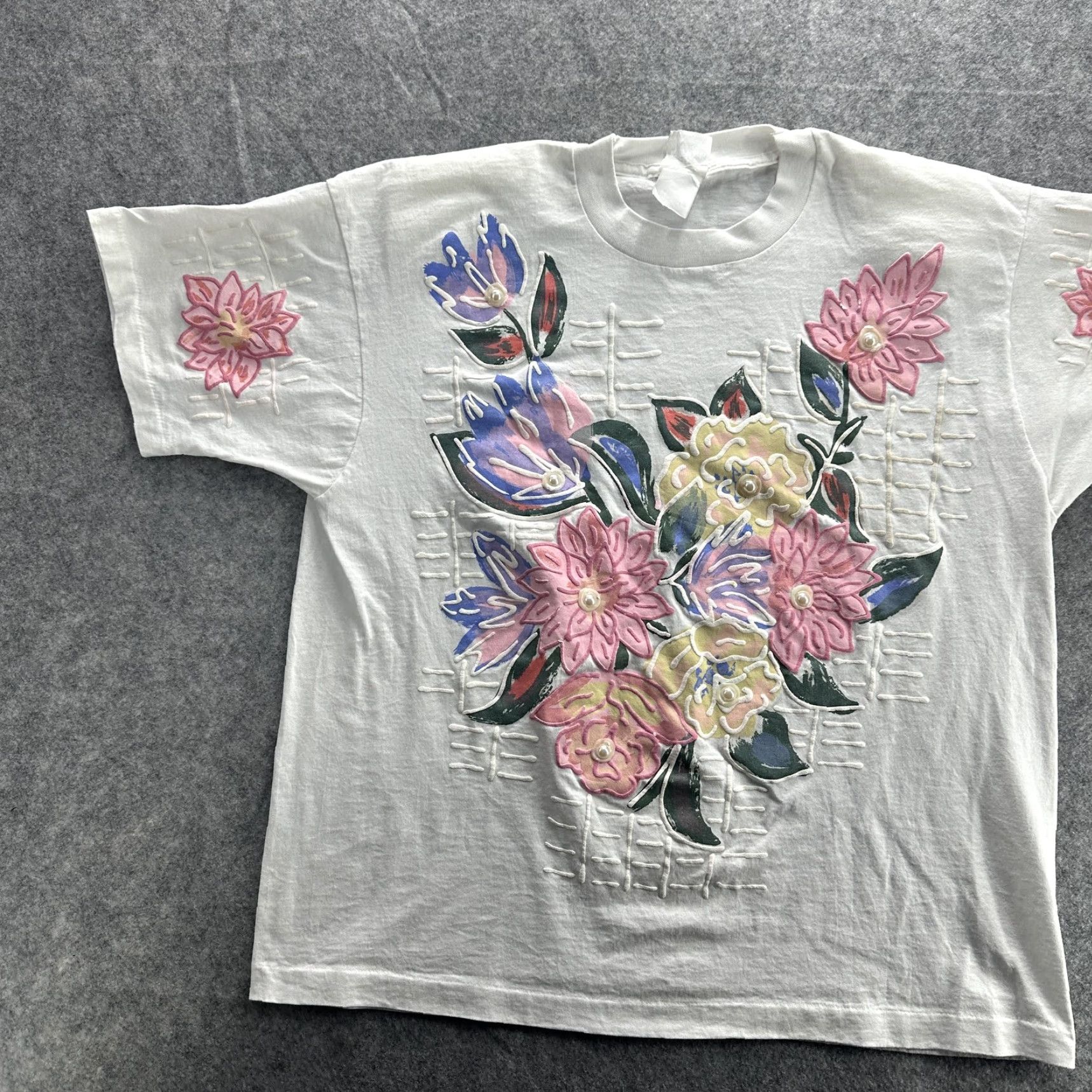 Vintage VINTAGE Brush Works Shirt Womens Large White Floral Hand-Painted 3D Pearl Embellished 90s Size L / US 10 / IT 46 - 3 Thumbnail