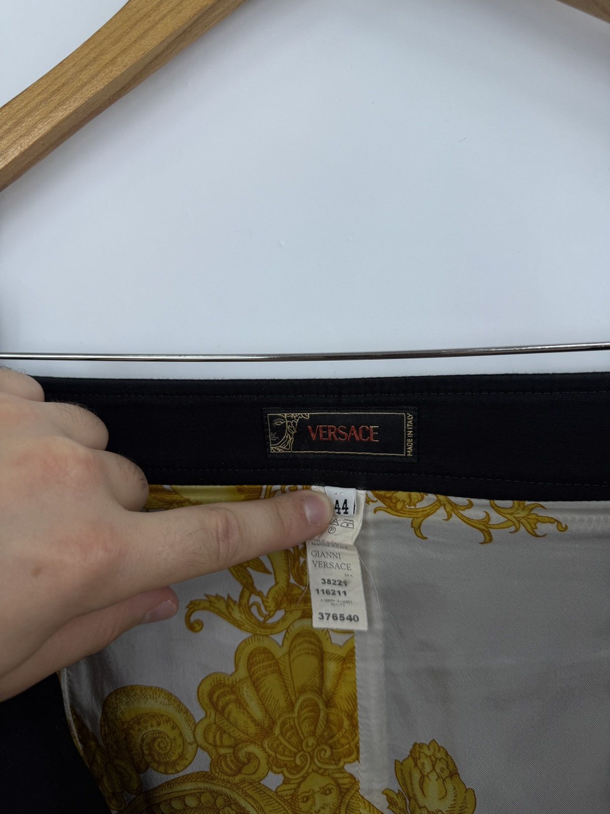 Versace 🇮🇹 Vintage 90s Versace Gold Baroque Barocco Print Skirt Retro Size 30" / US 8 / IT 44 - 7 Thumbnail