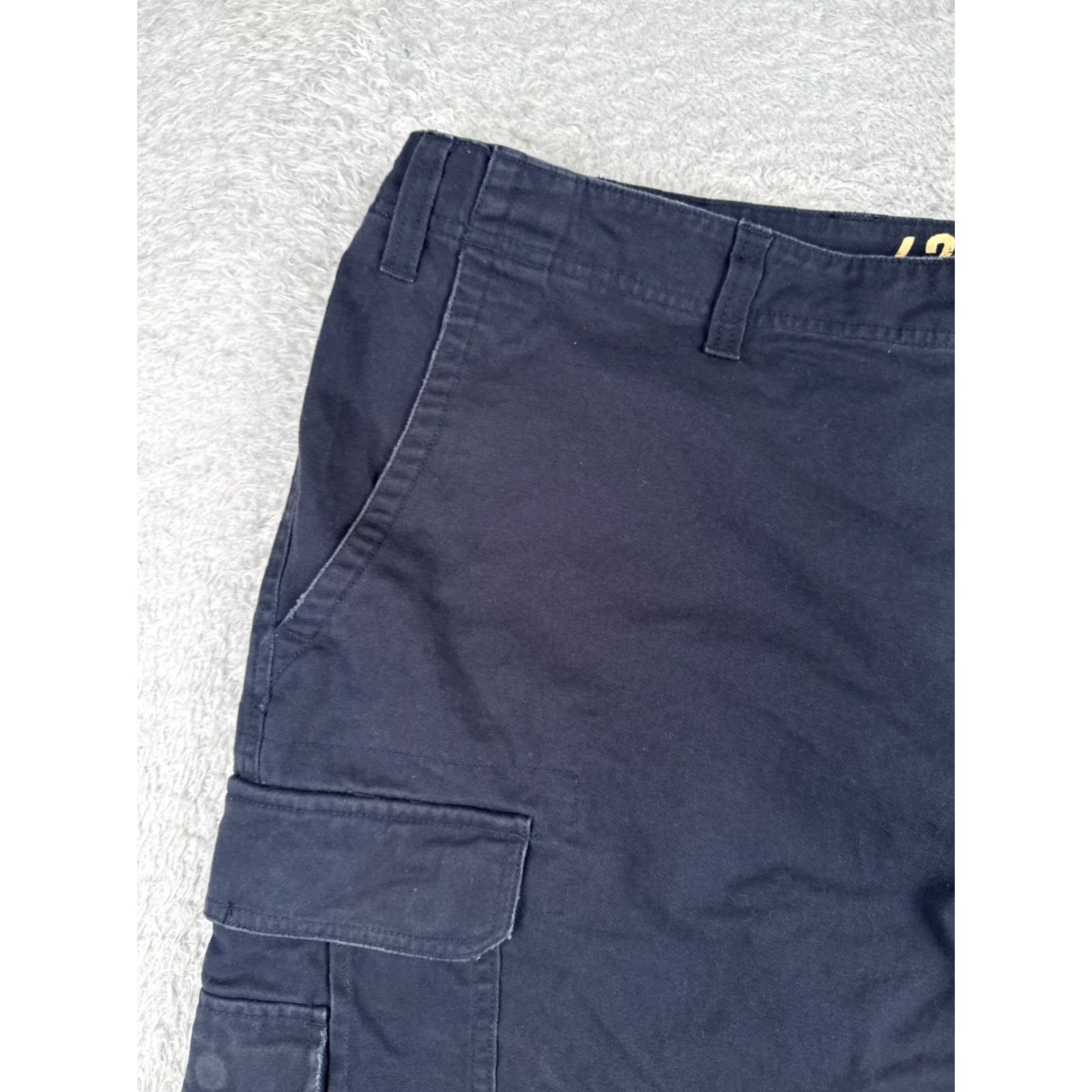 Vintage 626 Blue Shorts Mens 44 Cargo 100% Cotton Twill Casual Zip Pockets Logo Cargo Pocket Regular Blue Mens Shorts 626 Blue 44x10 Size US 44 / EU 60 - 4 Thumbnail