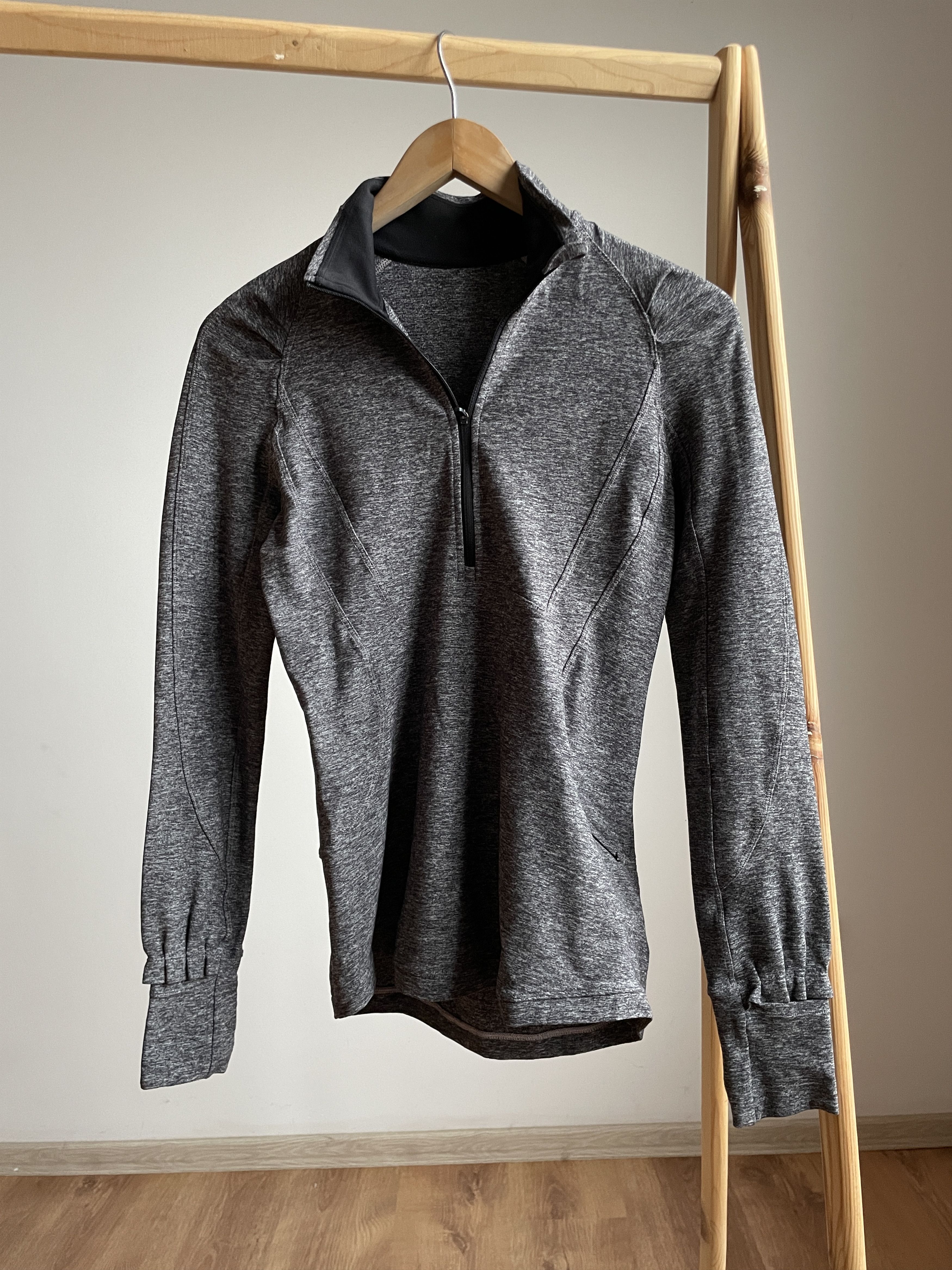 Lululemon Lululemon Womens Half Zip Running Pullover Size S Size S / US 4 / IT 40 - 1 Thumbnail