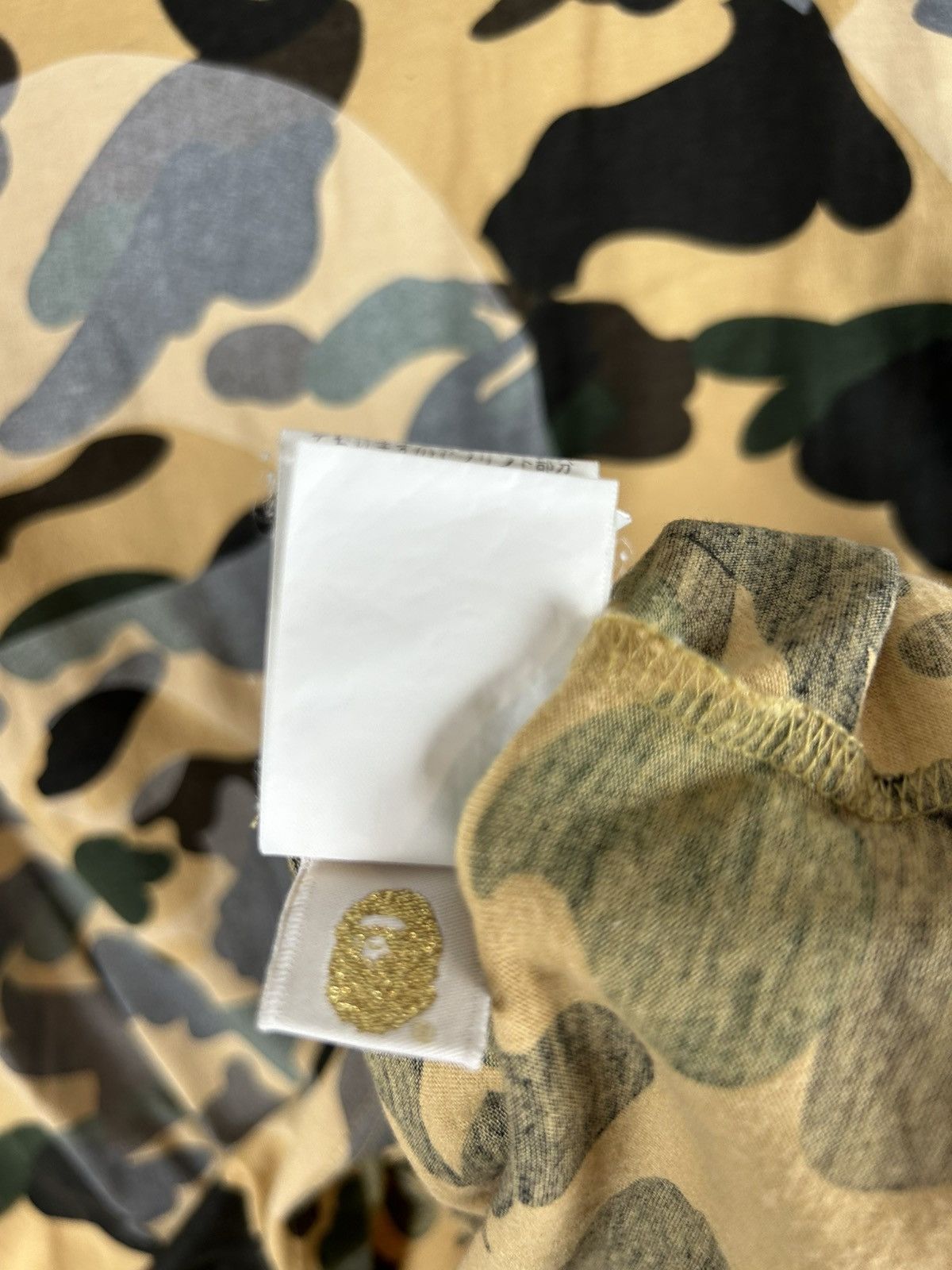 Bape Bape 1st Camo Head Logo Print T-Shirt Size US M / EU 48-50 / 2 - 7 Thumbnail
