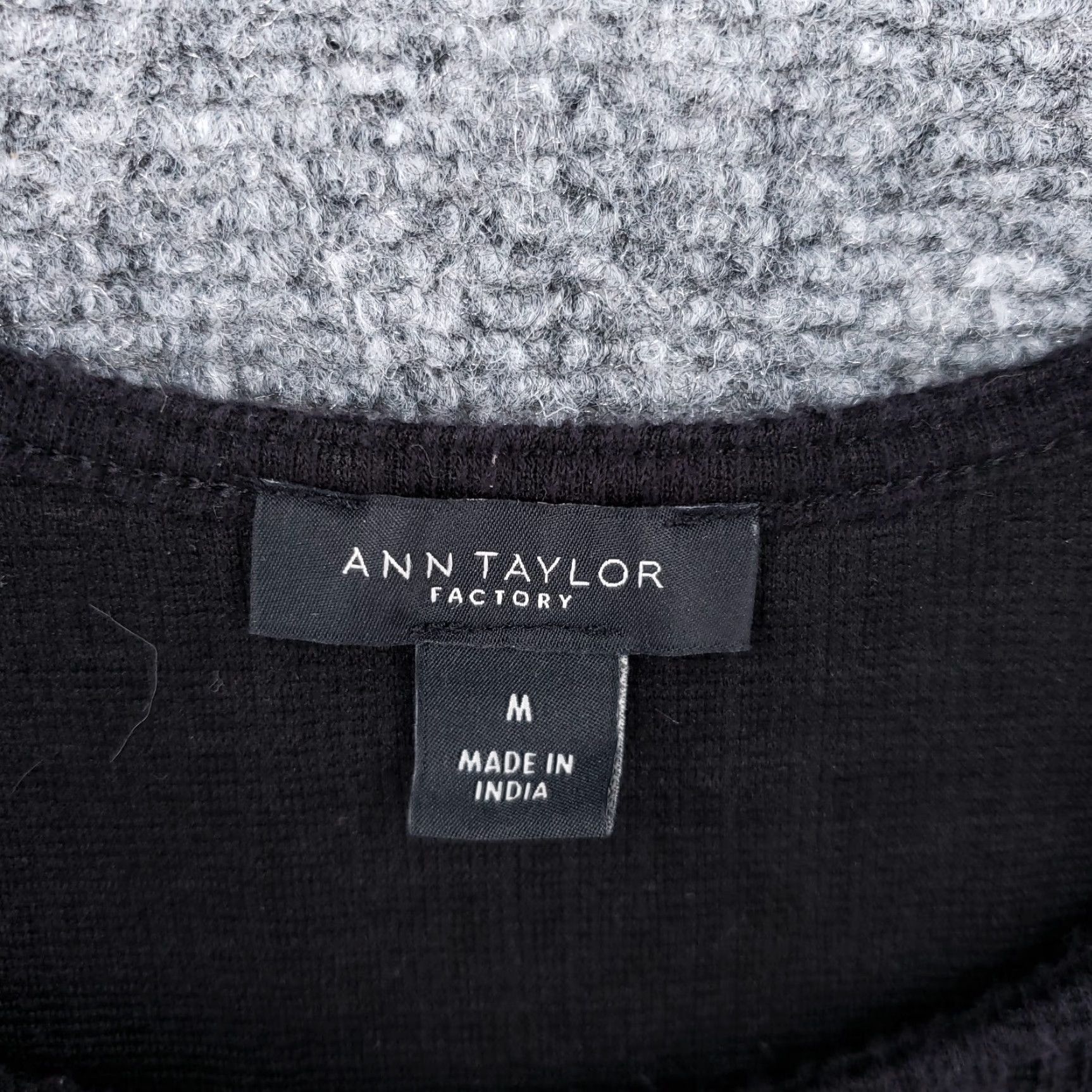 Ann Taylor Ann Taylor Tank Womens M Black Sleeveless Scoop Neck Shirt Strech Size M / US 6-8 / IT 42-44 - 7 Thumbnail