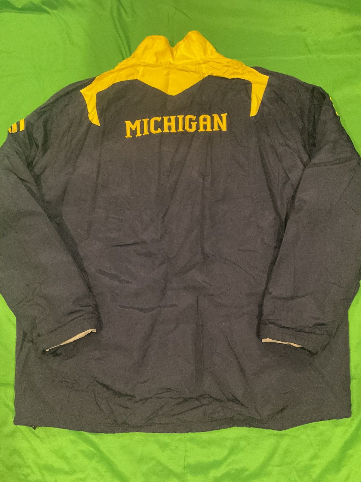 NCAA × Vintage Adidas Michigan Wolverines black and yellow jacket Size US XXL / EU 58 / 5 - 2 Thumbnail
