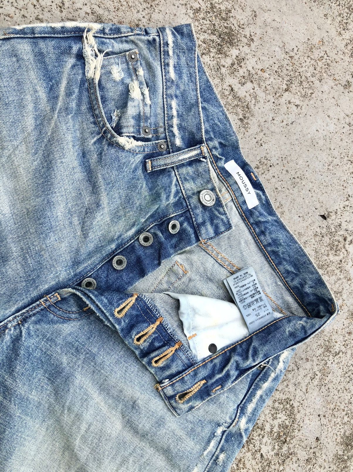 Japanese Brand JAPANESSE MOUSSY CROPPED JEANS Size US 28 / EU 44 - 2 Thumbnail