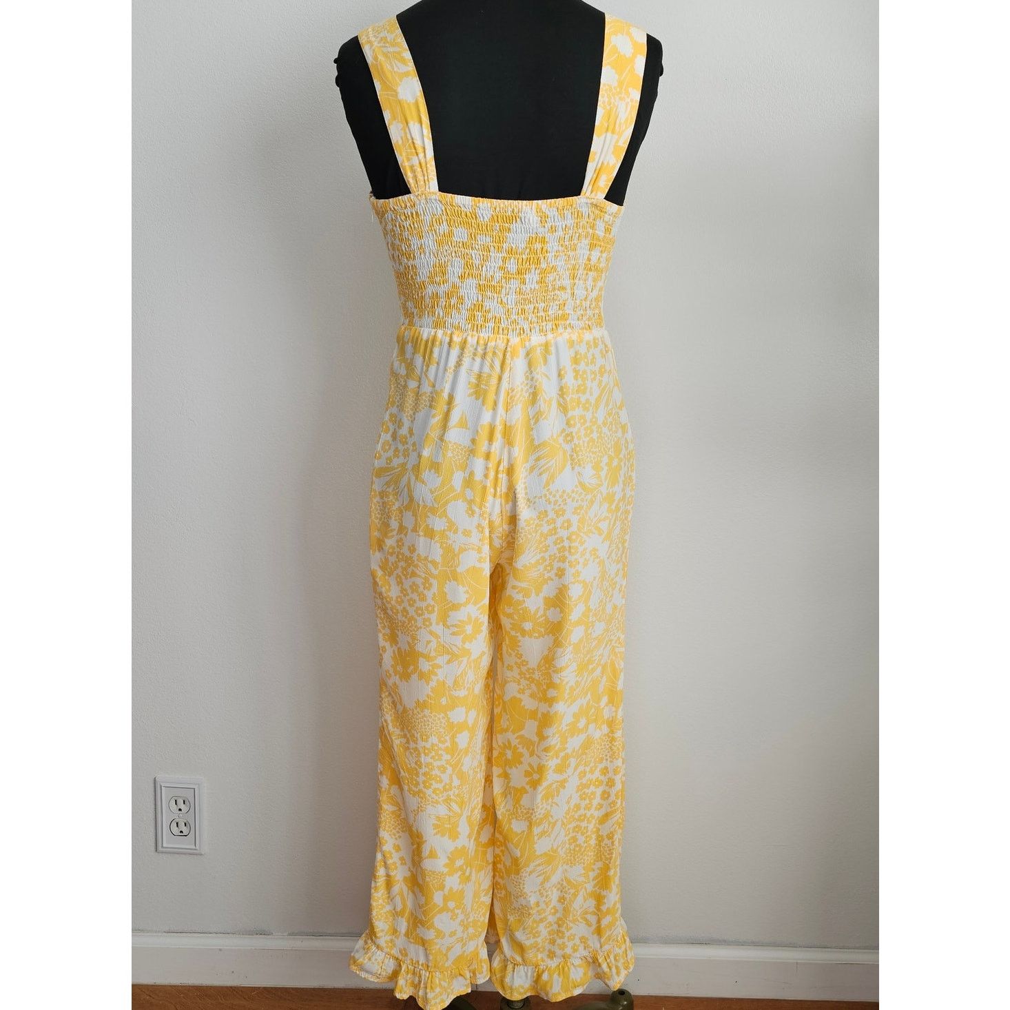 REVOLVE EUC Faithfull the Brand Yellow Floral Kasbah Jumpsuit 2 XS Size 26" / US 2 / IT 38 - 7 Thumbnail