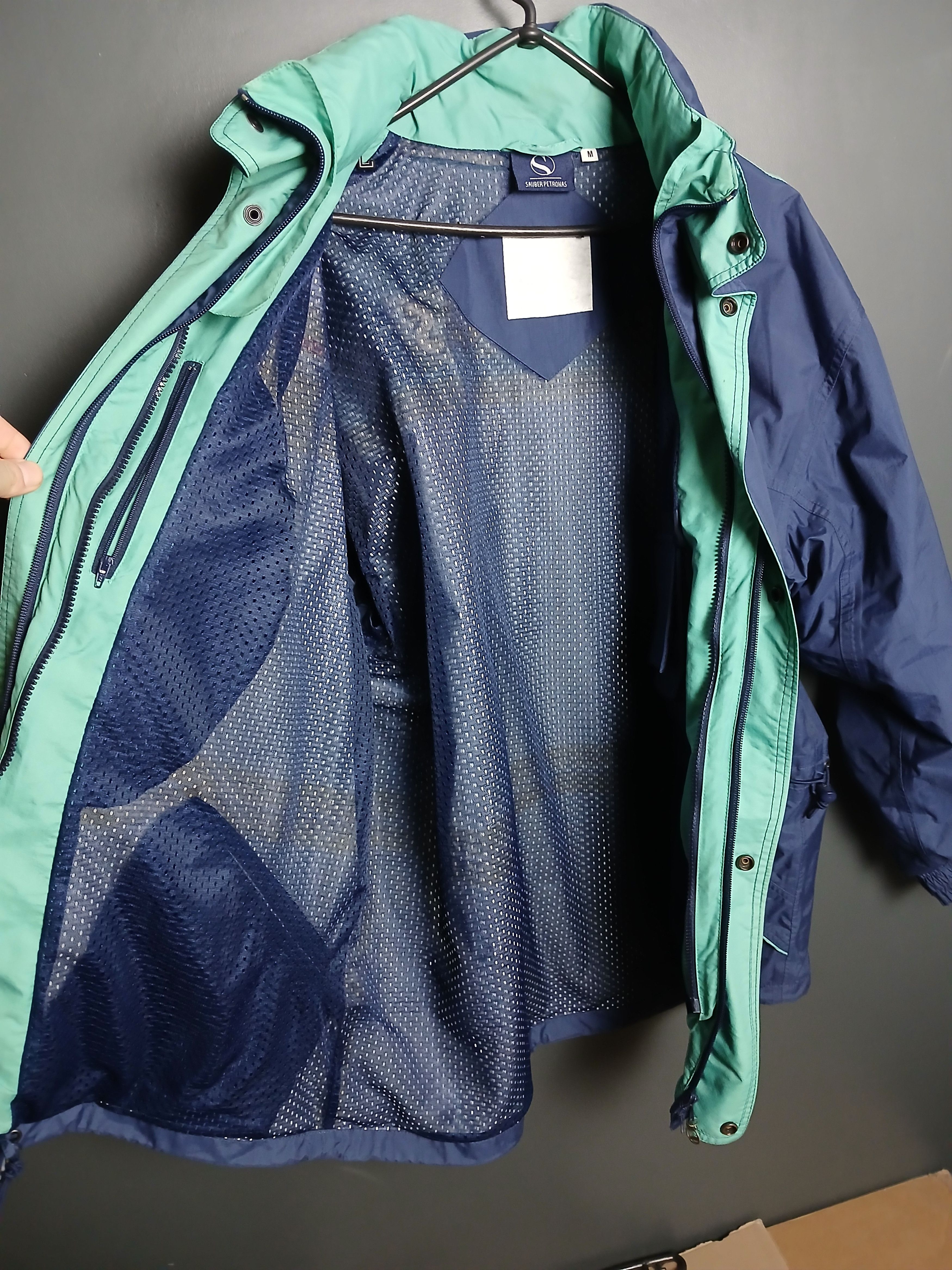 Formula 1 × Red Bull Sauber Petronas Red Bull F1 Racing Jacket with sweatshirt Size US M / EU 48-50 / 2 - 17 Thumbnail