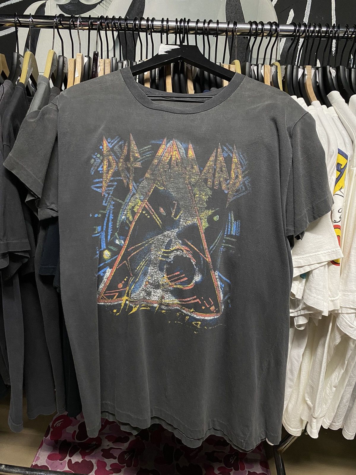 Band Tees Vintage 90’s Def Leppard Band Tee Shirt Large Size US L / EU 52-54 / 3 - 5 Thumbnail