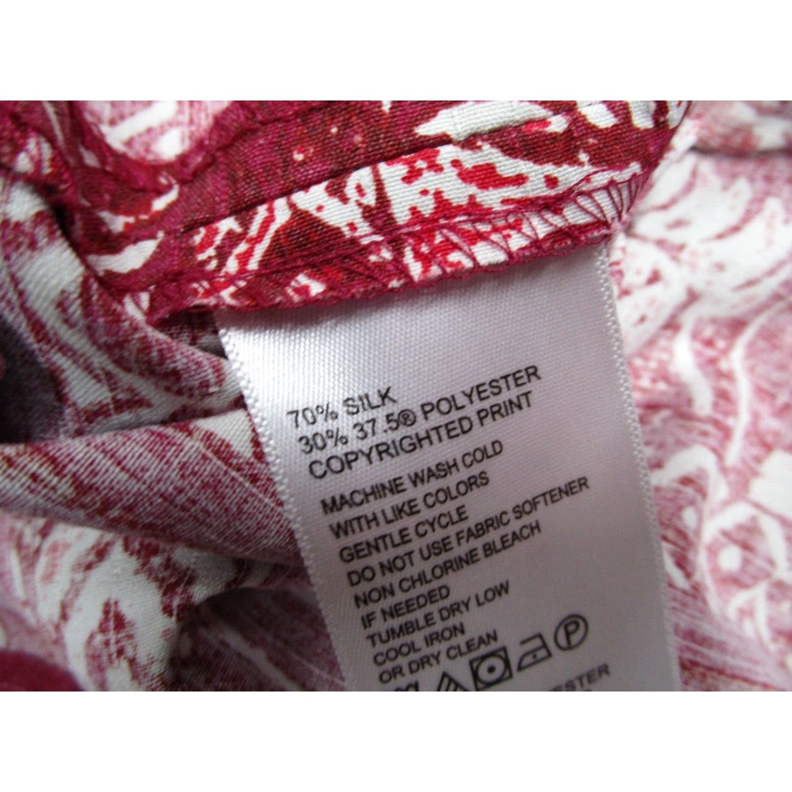 Tommy Bahama Tommy Bahama Shirt Men Large Red Floral Silk Blend Button Up Hawaii Island Zone Hawaiian Tropical Floral Mens Size US L / EU 52-54 / 3 - 5 Thumbnail