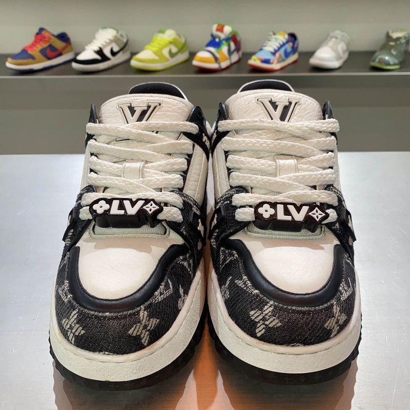 Louis Vuitton Louis Vuitton Trainer Maxi Low-Top Sneakers -2508 Size US 8 / EU 41 - 2 Thumbnail