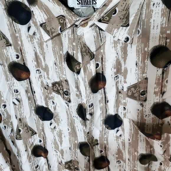 City Streets City Streets 100% Rayon Pool Balls Short Sleeve Casual Butto Size US L / EU 52-54 / 3 - 4 Thumbnail