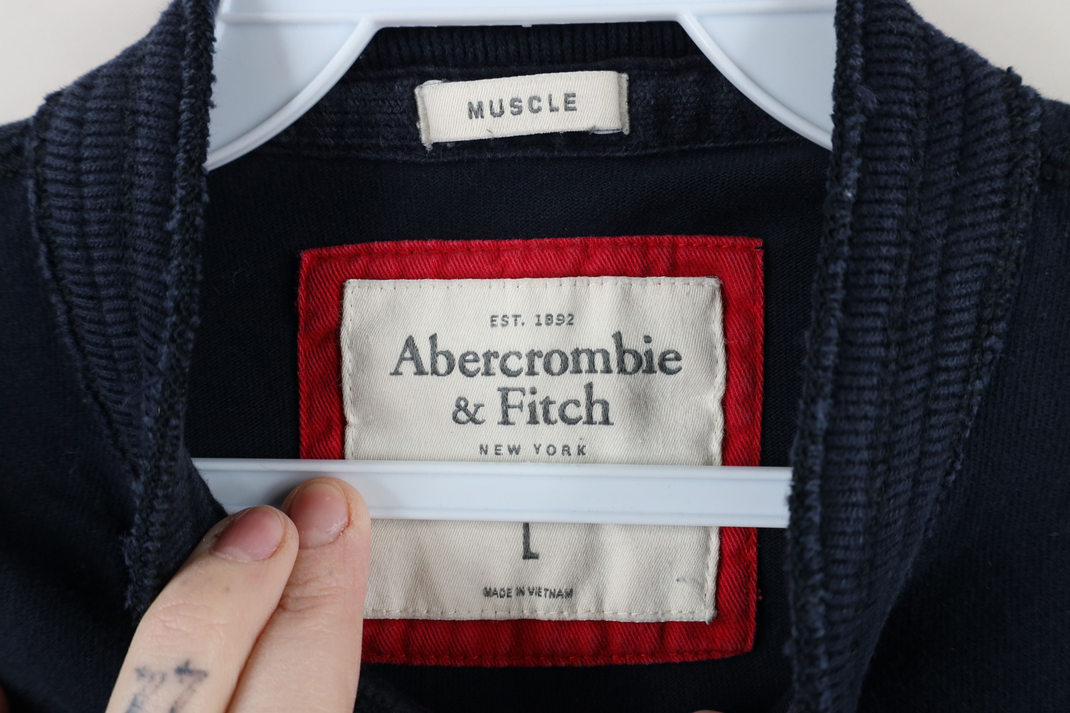 Abercrombie & Fitch Vintage Abercrombie & Fitch Faded Long Sleeve Henley T-Shirt Size US L / EU 52-54 / 3 - 8 Thumbnail