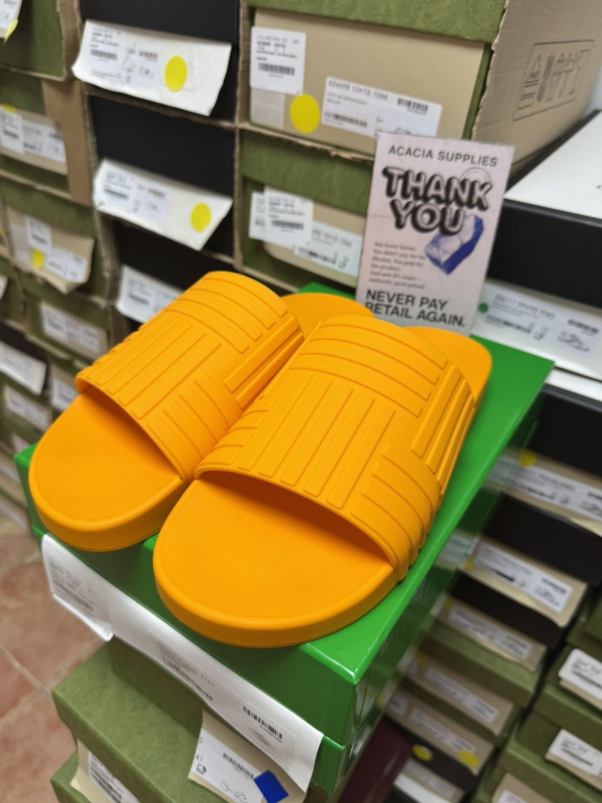 Bottega Veneta Bottega Veneta Embossed Rubber Slides Size US 8 / EU 41 - 1 Thumbnail