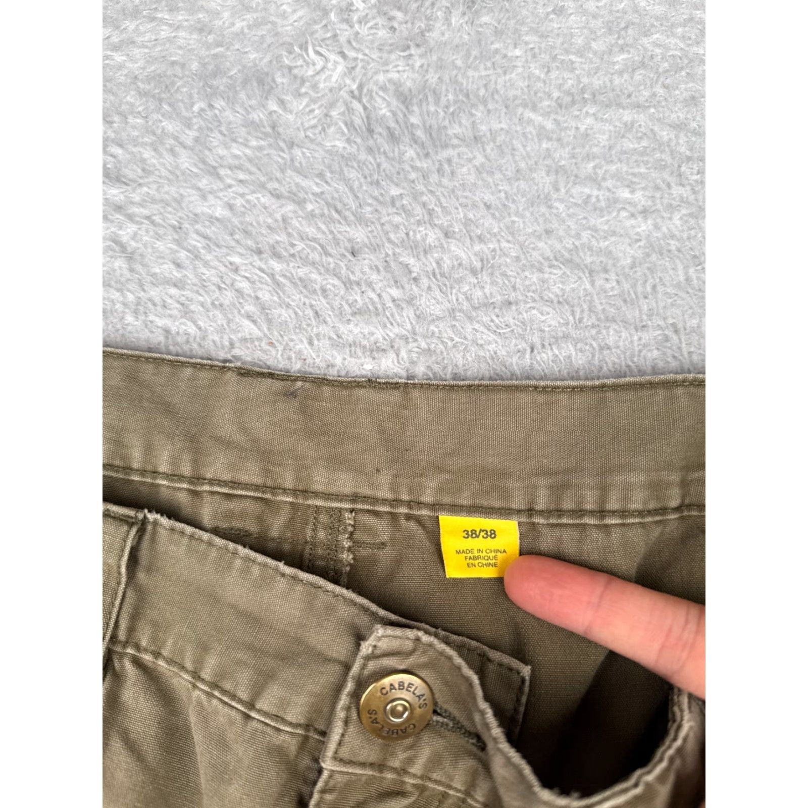 Vintage Cabela's Cargo Shorts Men 38 Beige 100% Cotton Duck Canvas Hiking Camping 38x9 Regular Inseam Beige Logo Pockets Mens Size US 38 / EU 54 - 7 Thumbnail