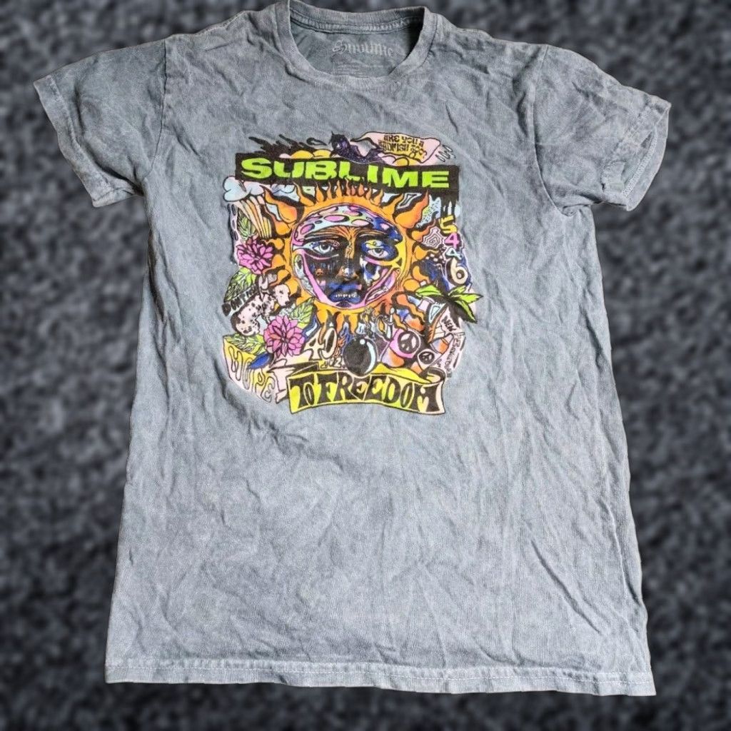 Urban Outfitters Sublime Graphic Tee Are You a Badfish Too Logo Short Sleeve T Shirt Gray Mens Size US S / EU 44-46 / 1 - 1 Thumbnail