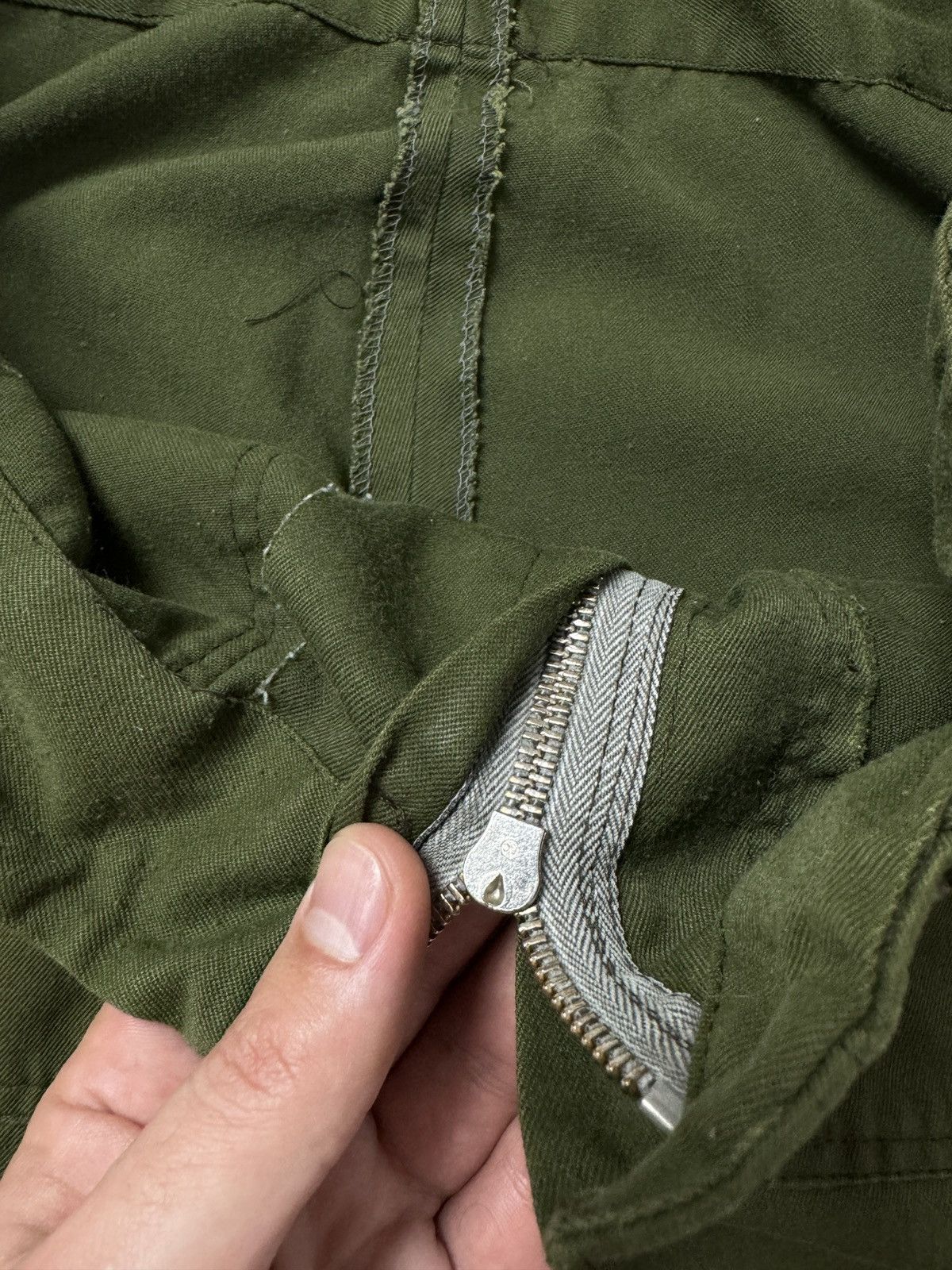 Vintage Vintage 80s Militari Utility Khaki Army distressed cargo Size US 32 / EU 48 - 12 Thumbnail
