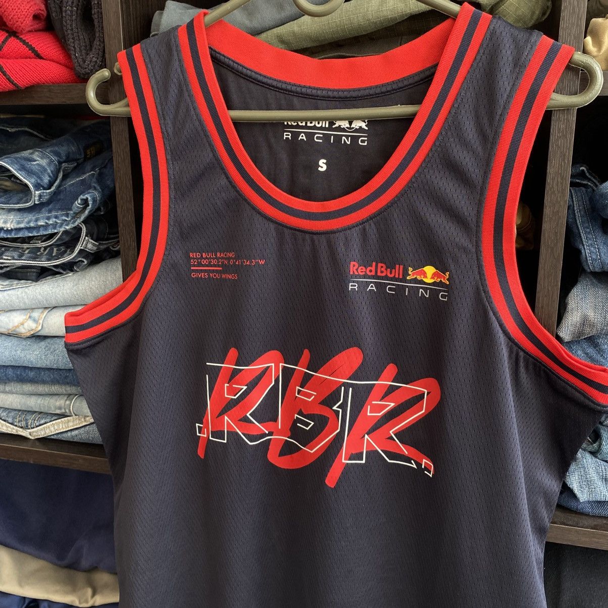 Red Bull Mens Red Bull Racing Big Logo y2k opium streetwear sleeveles Size US S / EU 44-46 / 1 - 3 Thumbnail