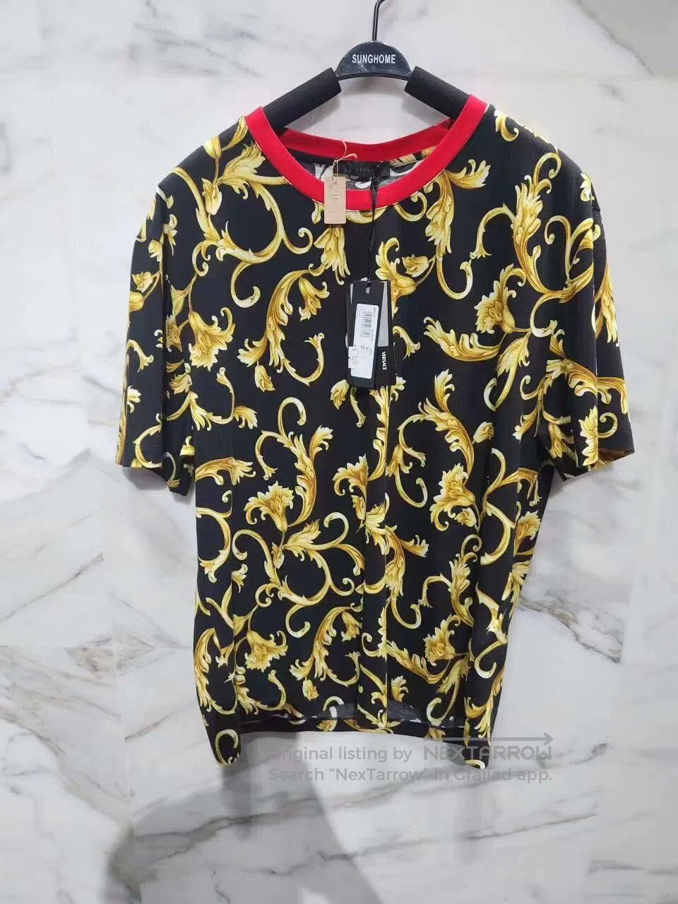 Versace Versace Gold Floral Print Short Sleeve Top. Size US S / EU 44-46 / 1 - 1 Thumbnail