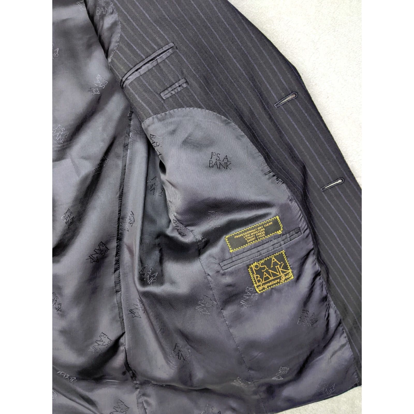 Jos. A. Bank VINTAGE JoS A BANK Men 40R Blue Pinstripe 100% Wool Blazer Jacket 2 Button Size 40R - 6 Thumbnail