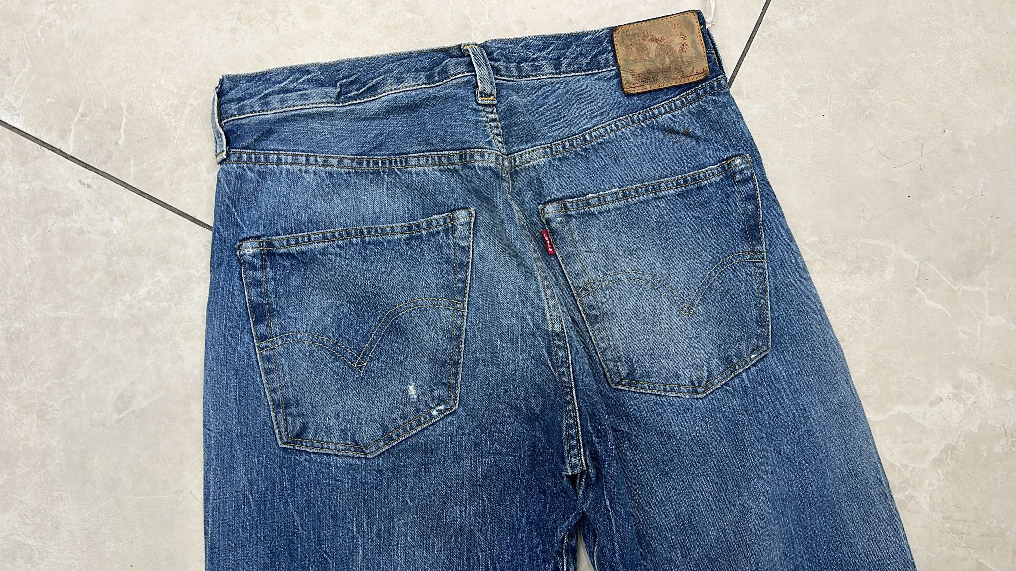 Levi's Vintage Clothing LVC Levi's Vintage Clothing SAMPLE 1947 501XX Selvedge Jeans Size US 32 / EU 48 - 3 Thumbnail