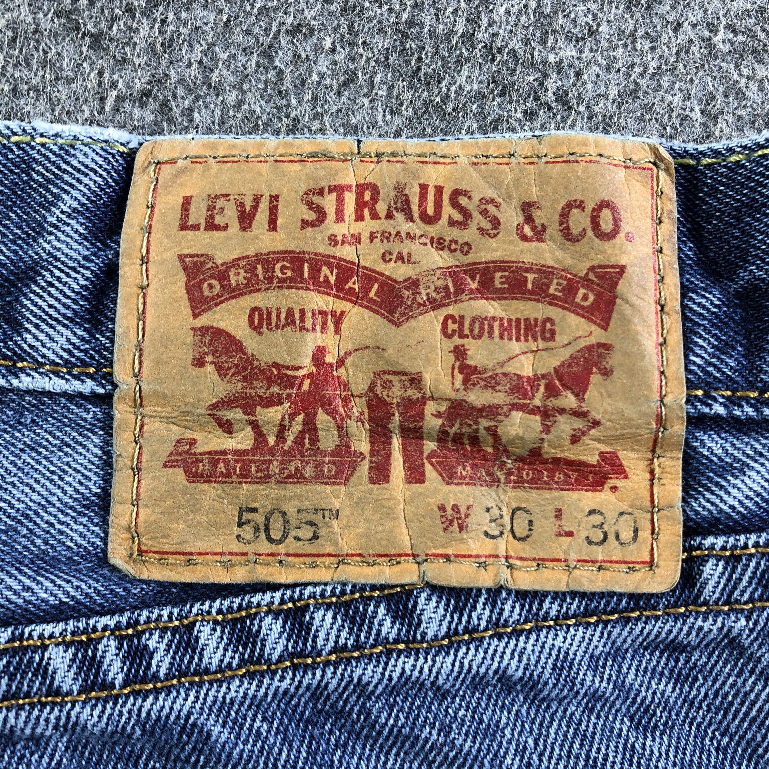 Levi's Vintage Blue Wash Levis 505 Jeans-J3473 Size US 31 - 5 Thumbnail