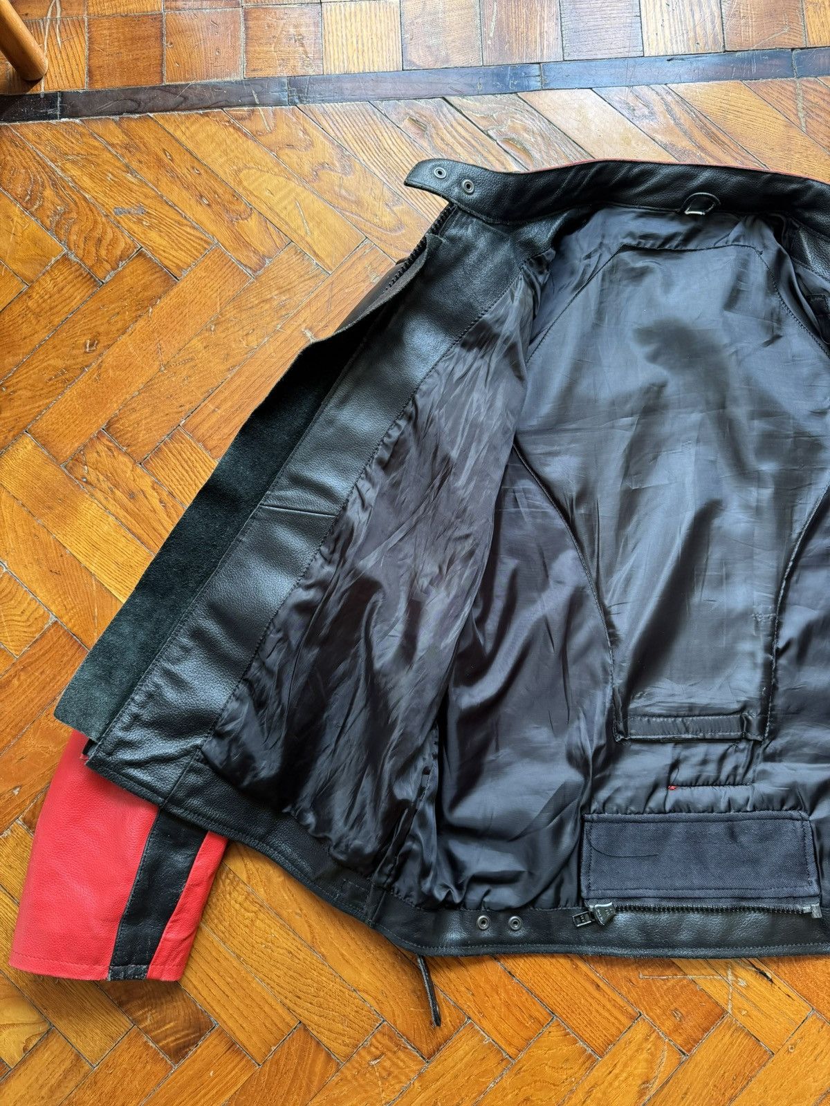 Red Bull Red Bull Racing red/black leather jacket size XL Size US XXL / EU 58 / 5 - 19 Thumbnail