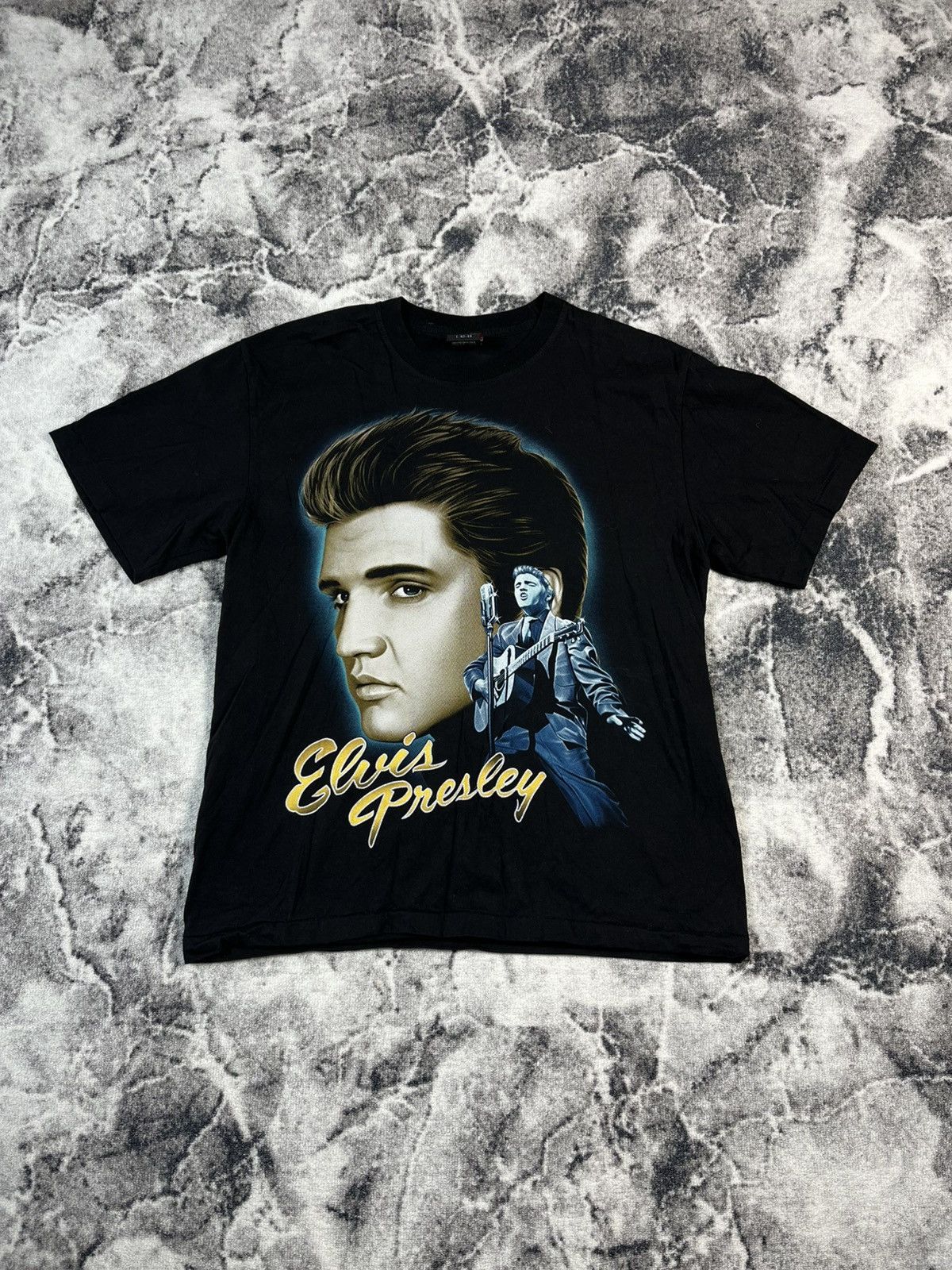 Band Tees Vintage Elvis Presley Rock Tees Graphic T-Shirt USA L Size US L / EU 52-54 / 3 - 1 Thumbnail