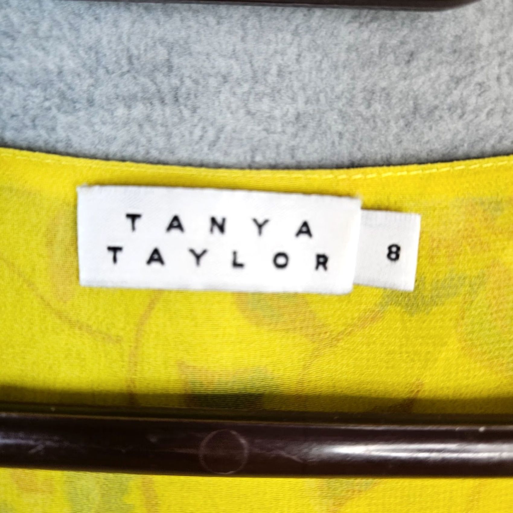 Vintage TANYA TAYLOR Women's Yellow Floral Printed Silk Blouse V-Neck Ruffle Sz 8 Size M / US 6-8 / IT 42-44 - 5 Thumbnail