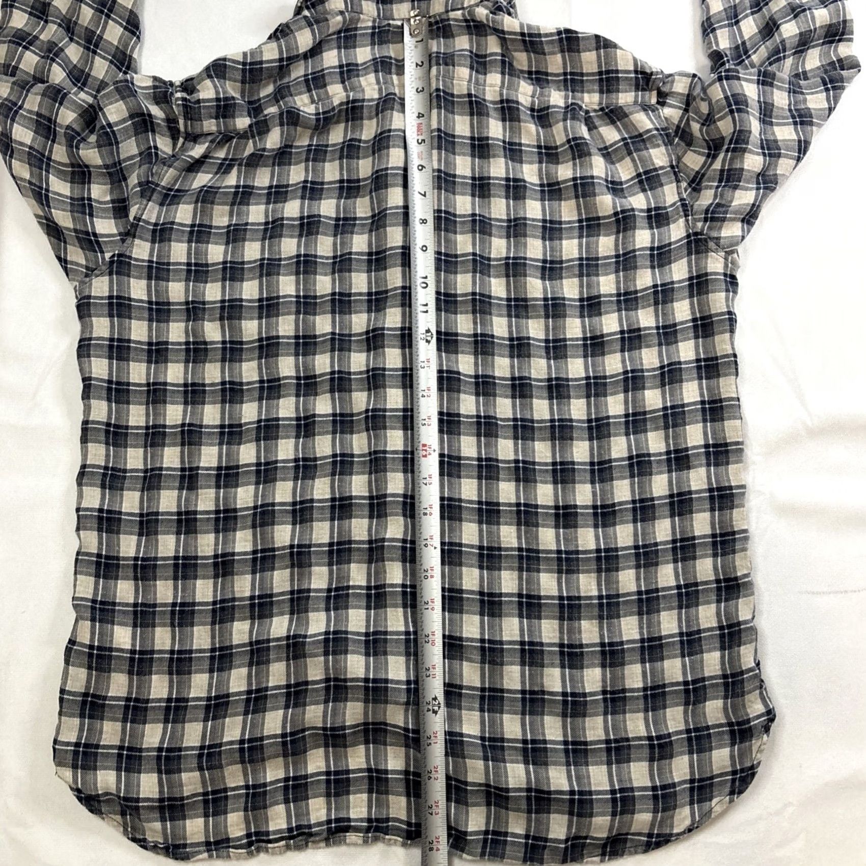 Vince Vince Italy Lyocell Longsleeve Plaid Button-Up Slim Fit XL Men’s, Gray, Button-Up, XL, Regular, Long Sleeve, Slimming, Pre-owned, Italy, Vince Size US XL / EU 56 / 4 - 6 Thumbnail