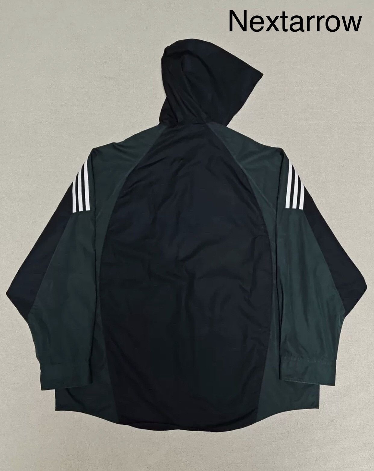 ⭐︎専用⭐︎ Aga ブラック薄手アウター Balenciaga Balenciagax adidas fashion show long sleeved