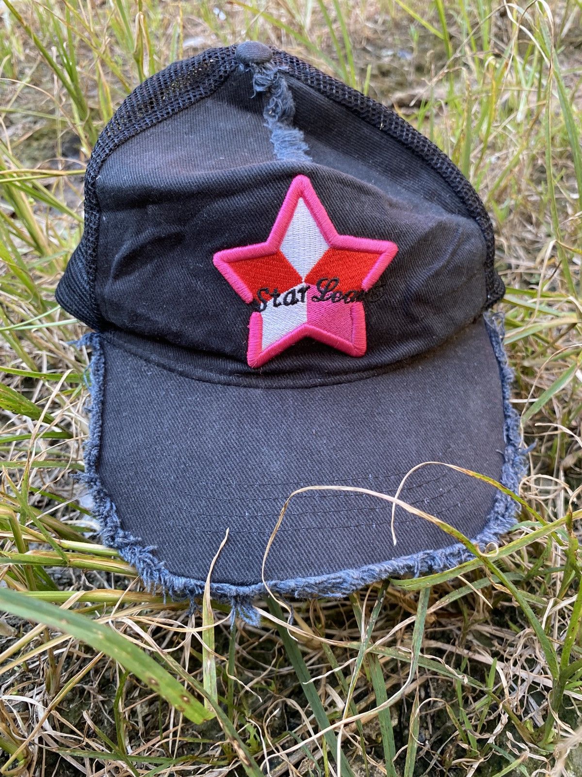 20471120 × Designer × Japanese Brand 2000s Star lean punk distressed trucker hat Size ONE SIZE - 2 Thumbnail