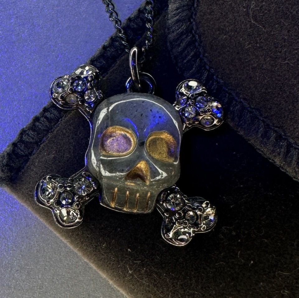 Vivienne Westwood ☠️Rare☠️ Skull Vivienne Westwiid pendant Size ONE SIZE - 1 Thumbnail