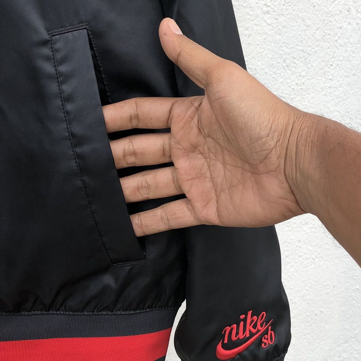Nike SB NIKE SB X NBA SATIN BOMBER JACKET Size US XXL / EU 58 / 5 - 9 Thumbnail