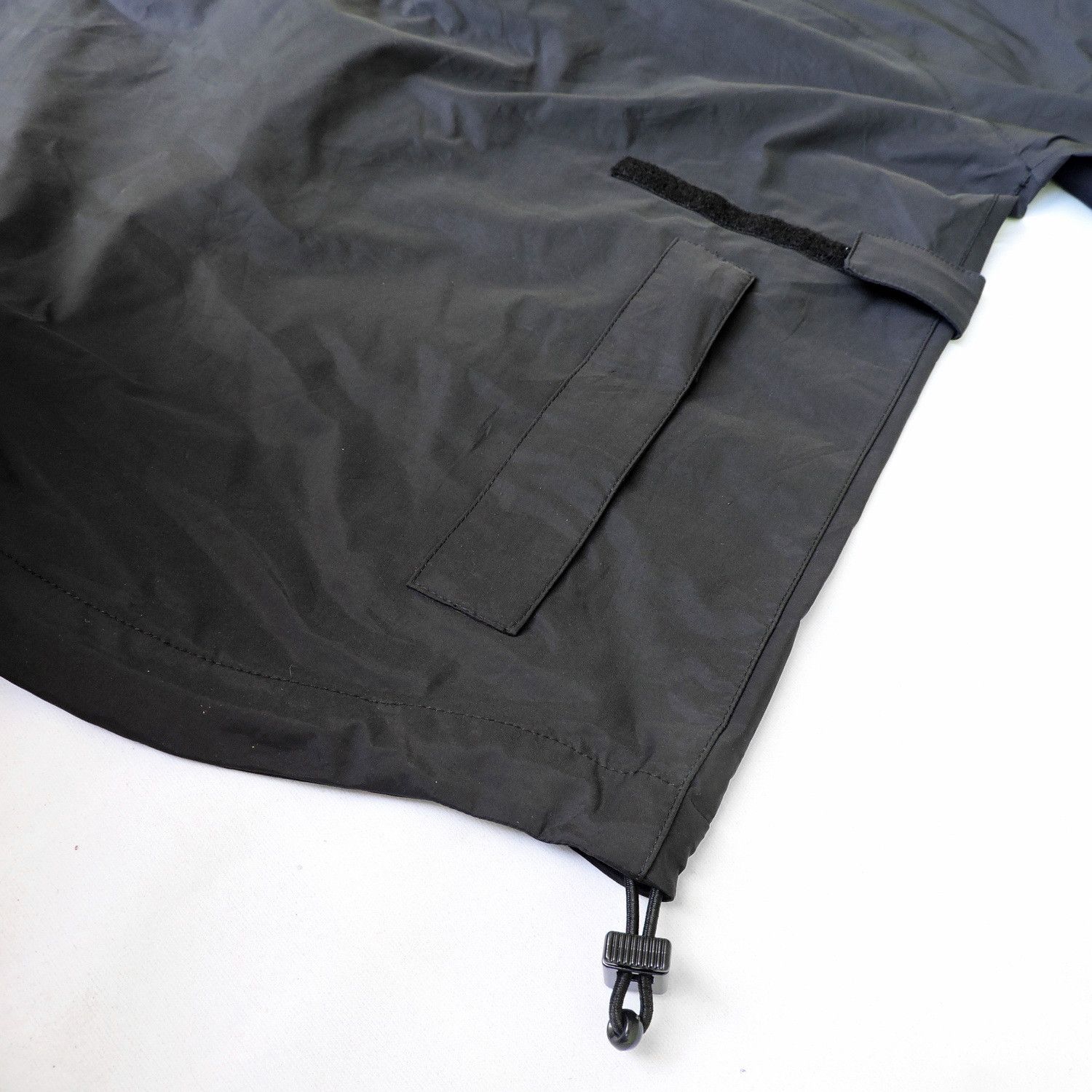 Burberry BURBERRY OUTDOOR WATERPROOF PACKABLE JACKET Size US S / EU 44-46 / 1 - 11 Thumbnail
