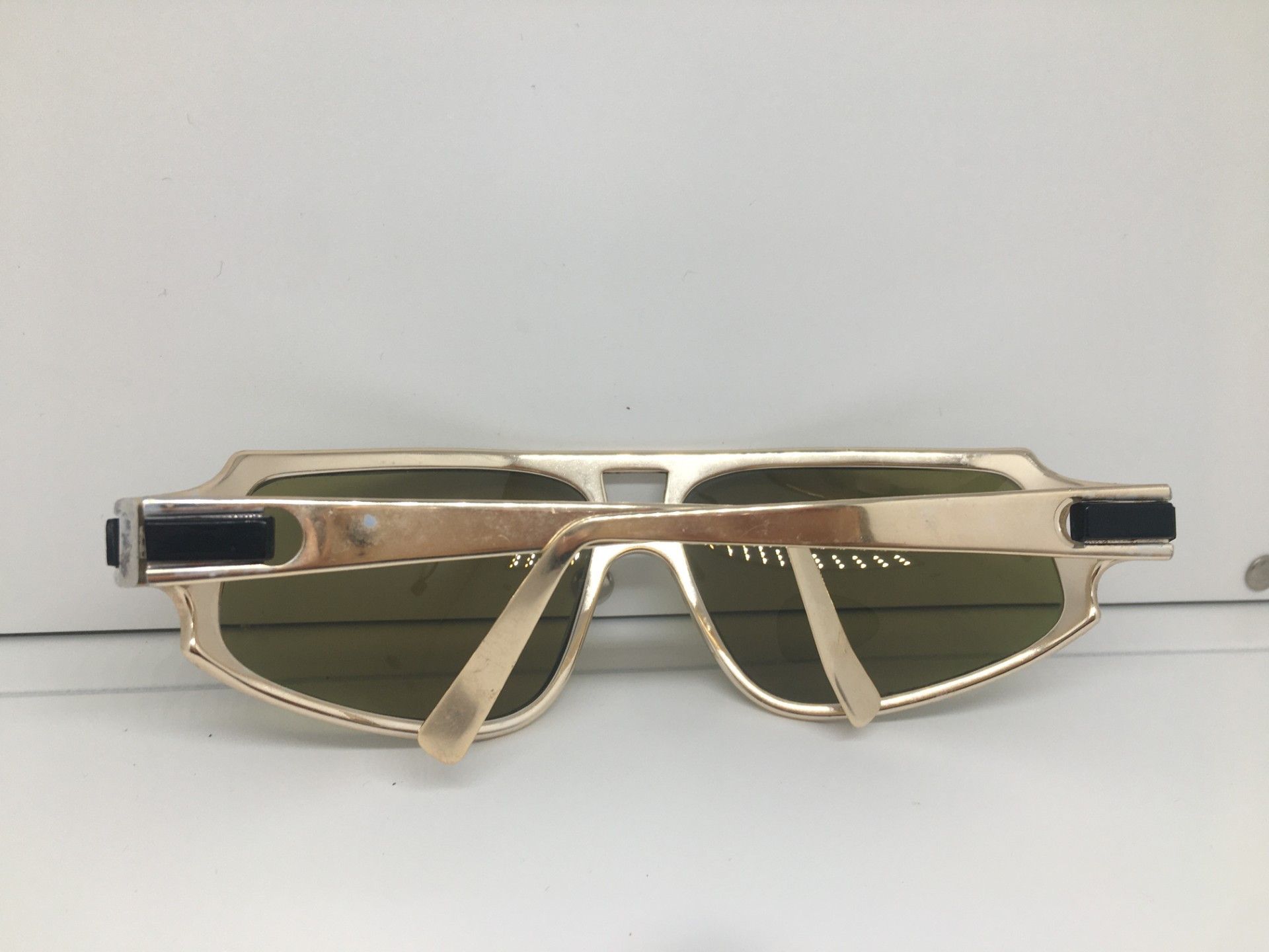 Yves Saint Laurent '71 MOD YVES SAINT LAURENT X RENAULD U.S.A. SUNGLASSES RARE Size ONE SIZE - 7 Thumbnail
