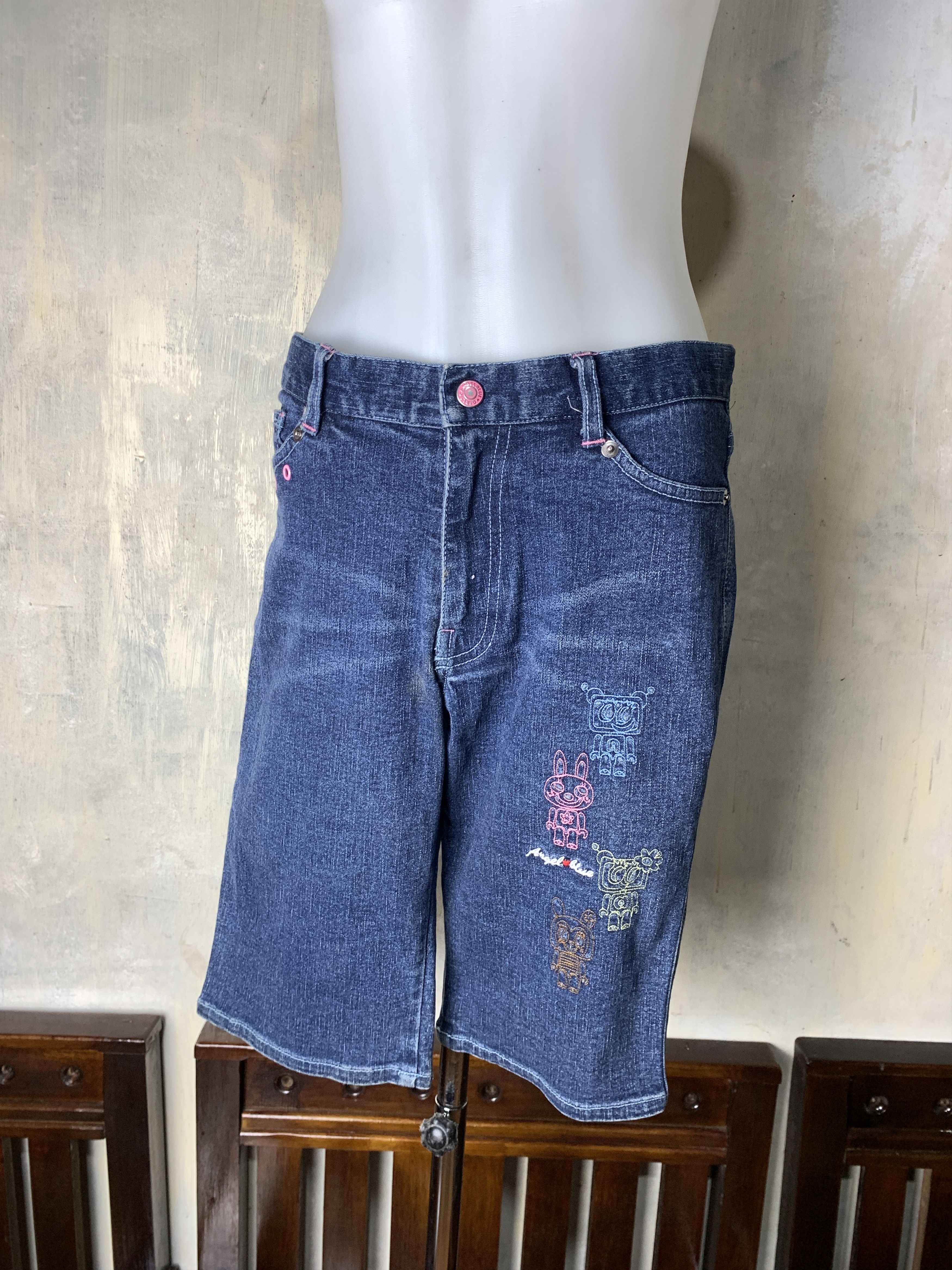 Angel Blue Angel Blue Dark Blue Embroidered Jorts (28) Size 28" / US 6 / IT 42 - 2 Thumbnail