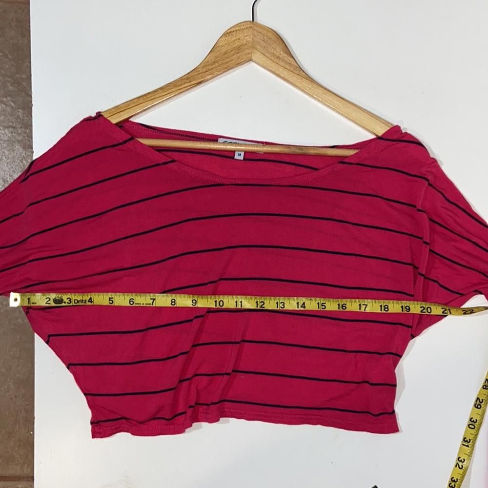 Designer Off The Shoulder Pin Striped Crop Top Size Medium Size M / US 6-8 / IT 42-44 - 4 Thumbnail