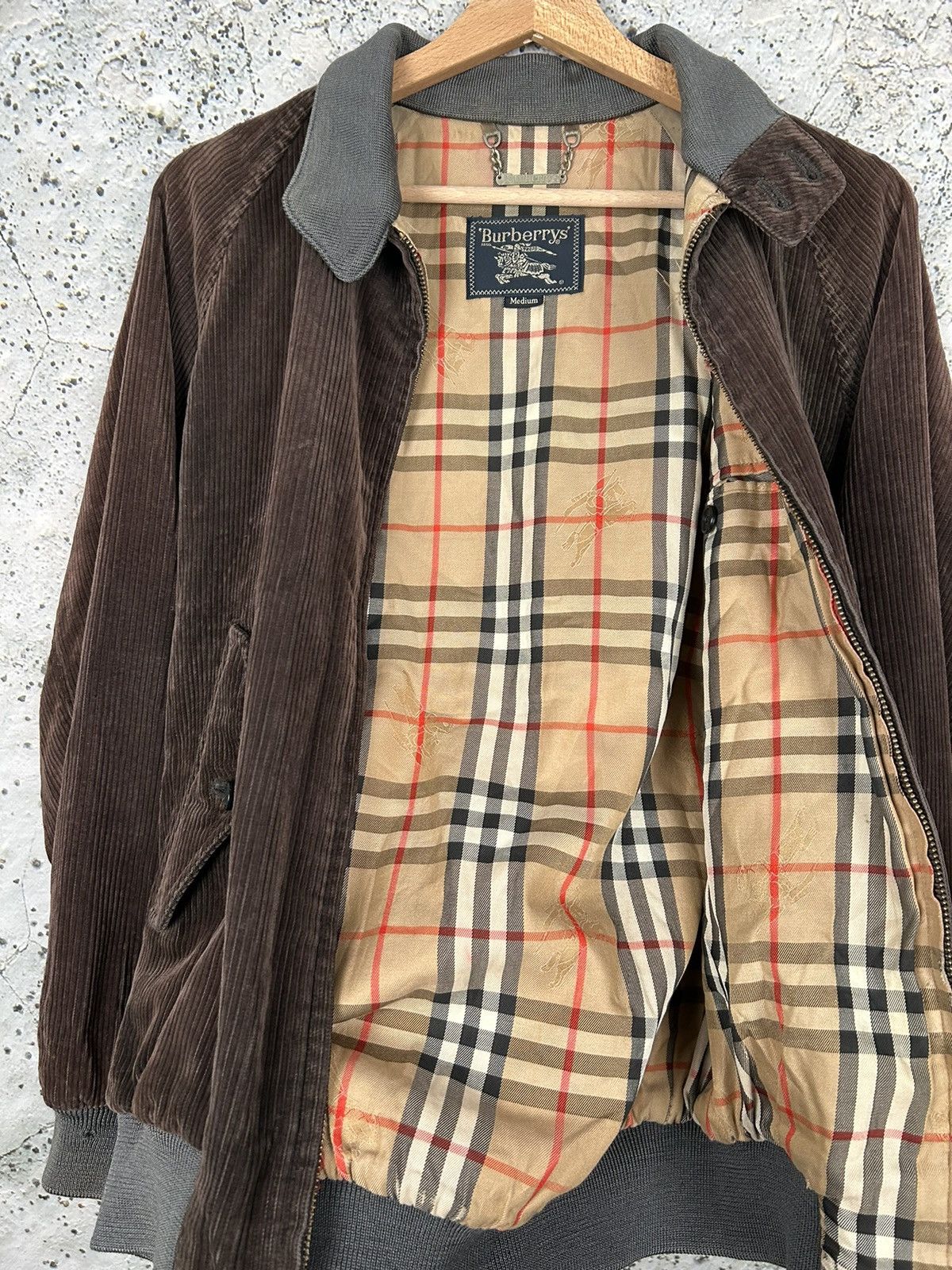 Burberry Vintage Burberrys 90s Corduroy Brown Bomber Jacket Rare Size US M / EU 48-50 / 2 - 4 Thumbnail