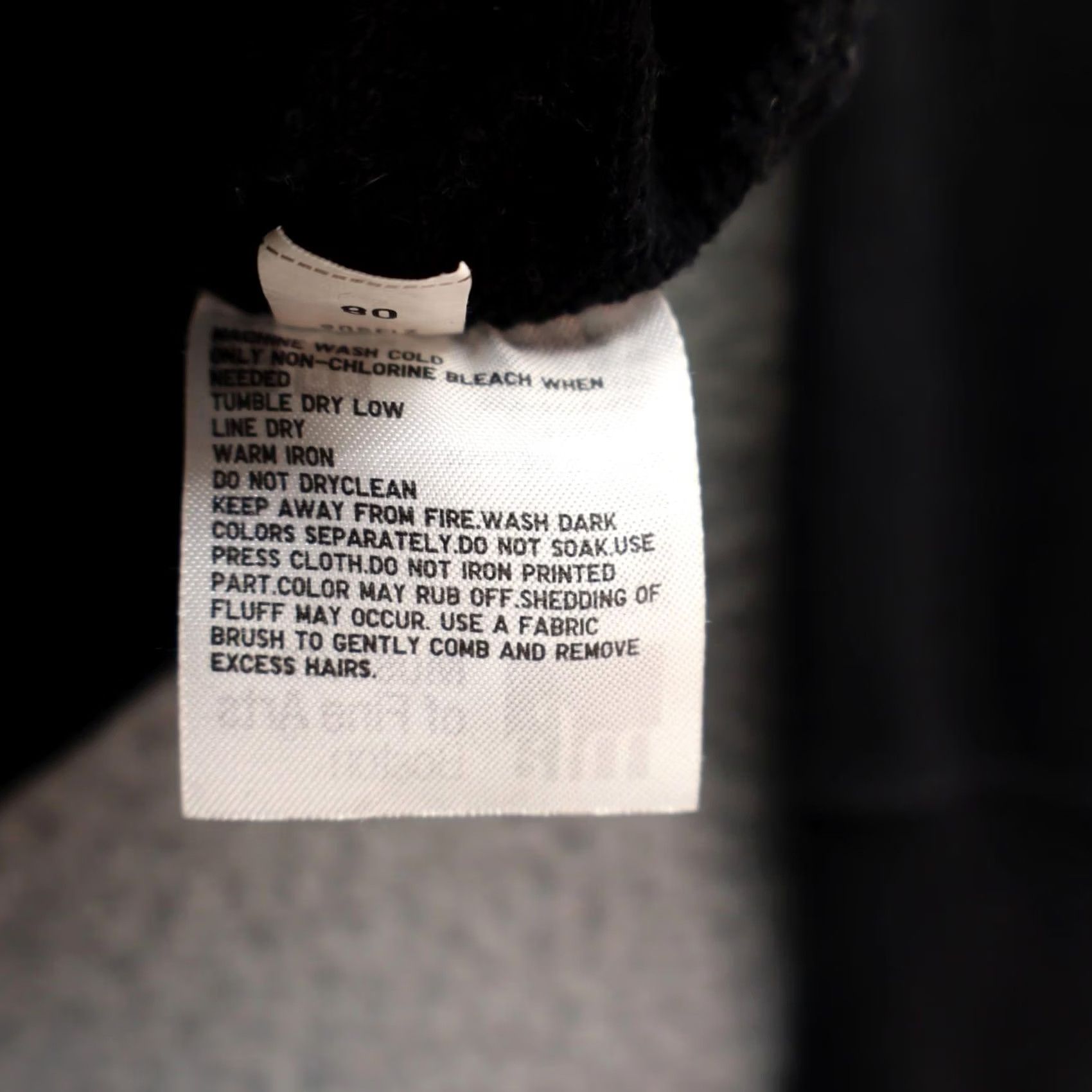 Uniqlo Uniqlo Sweatshirt Black XS Crew Neck Long Sleeve Regular Pullover Men's Winter Graphic Size US XS / EU 42 / 0 - 7 Thumbnail