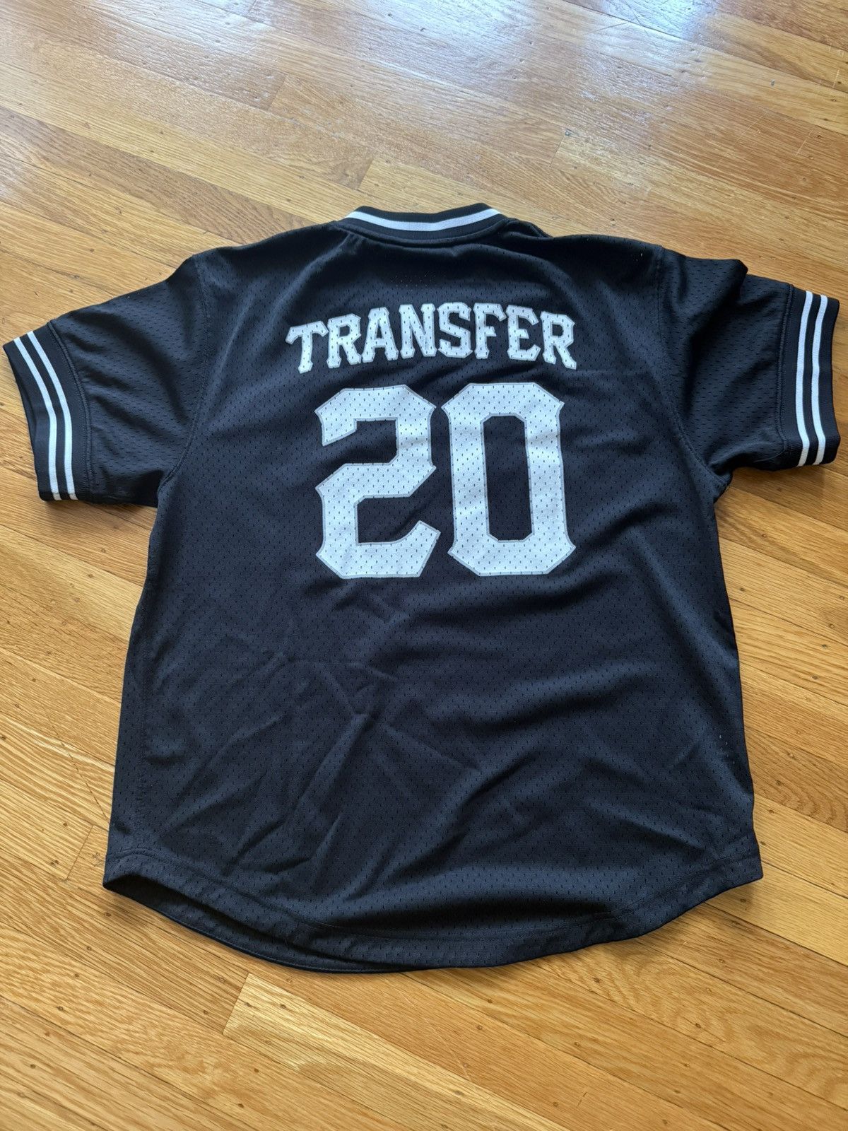 Mitchell & Ness Mitchell & Ness x Futura Laboratories Jersey Size US L / EU 52-54 / 3 - 3 Thumbnail