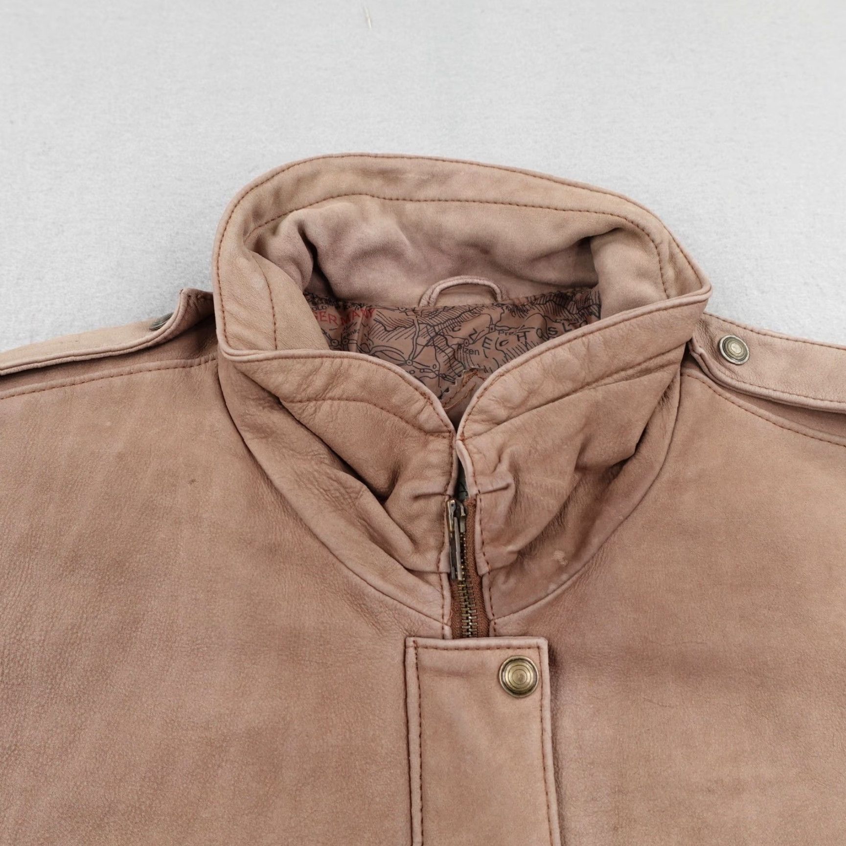 Vintage VINTAGE Charles Klein Jacket Womens XL Brown Leather Bomber Flight Aviator Map Lining Size XL / US 12-14 / IT 48-50 - 2 Thumbnail